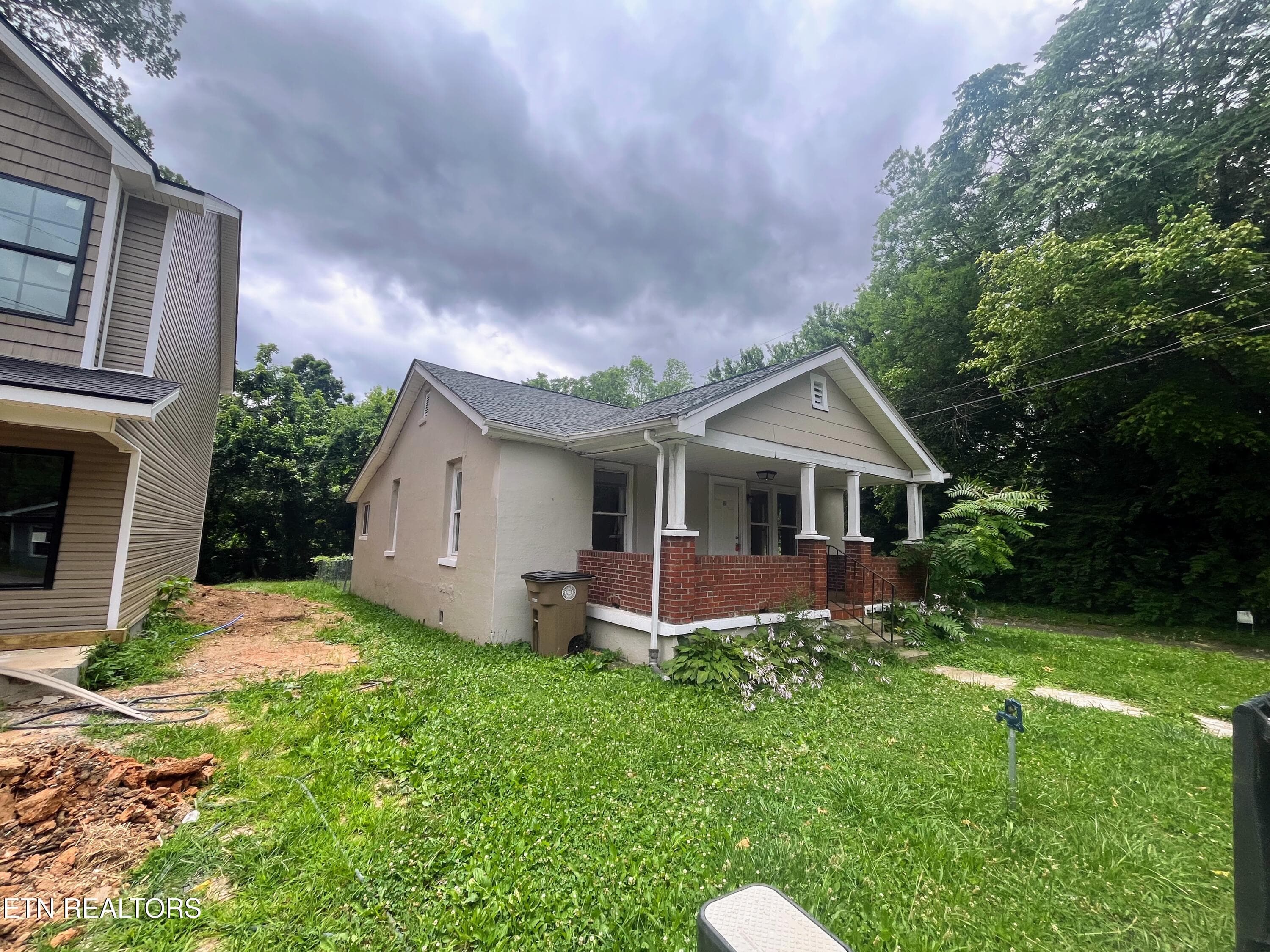 IMG_2036 - 2200 Cityview Ave, Knoxville, TN 37915, Knoxville