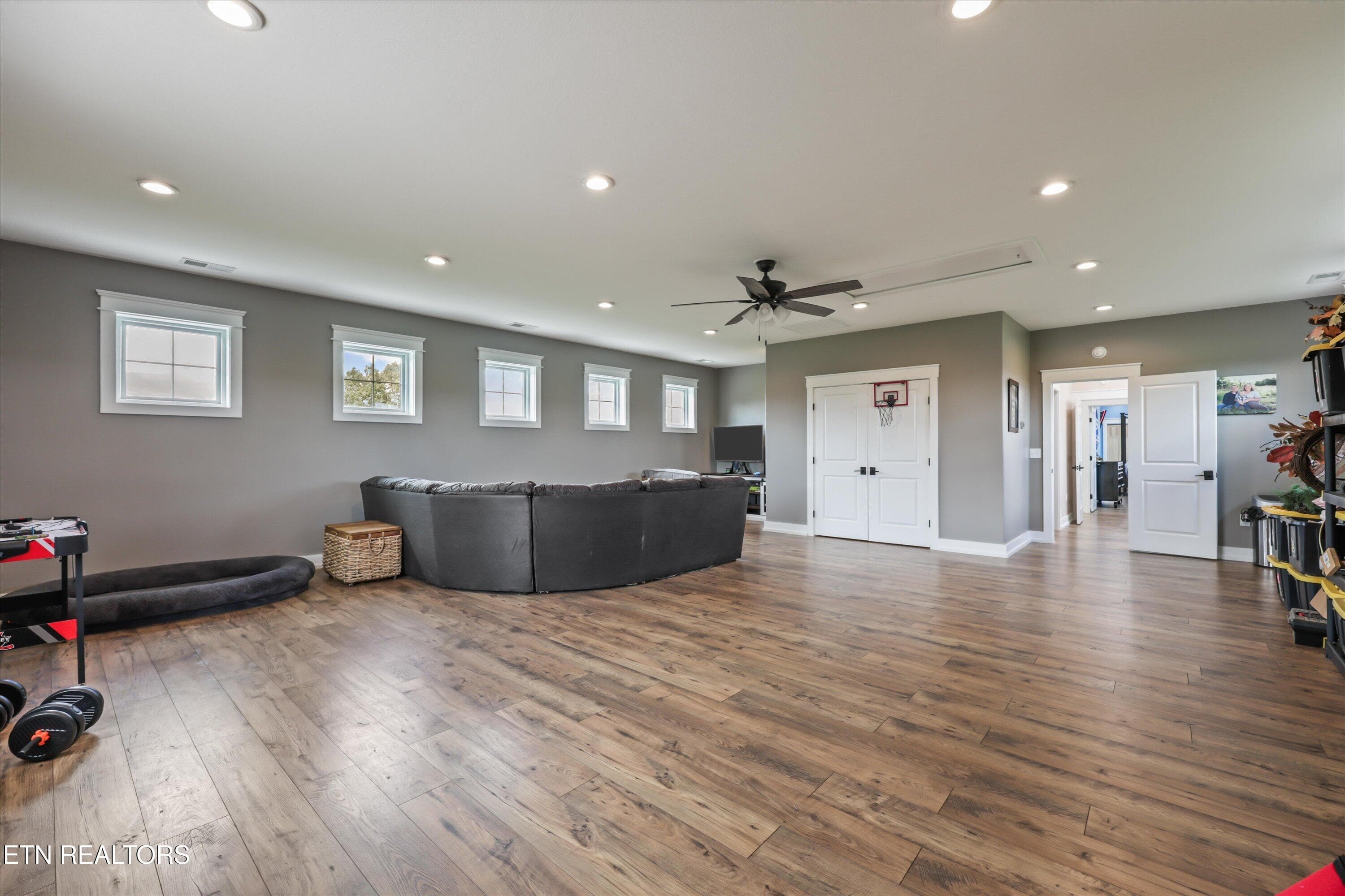 43-240 John Nitzscheke Rd 68 - 240 John Nitzscheke Rd, Sunbright, TN 37872