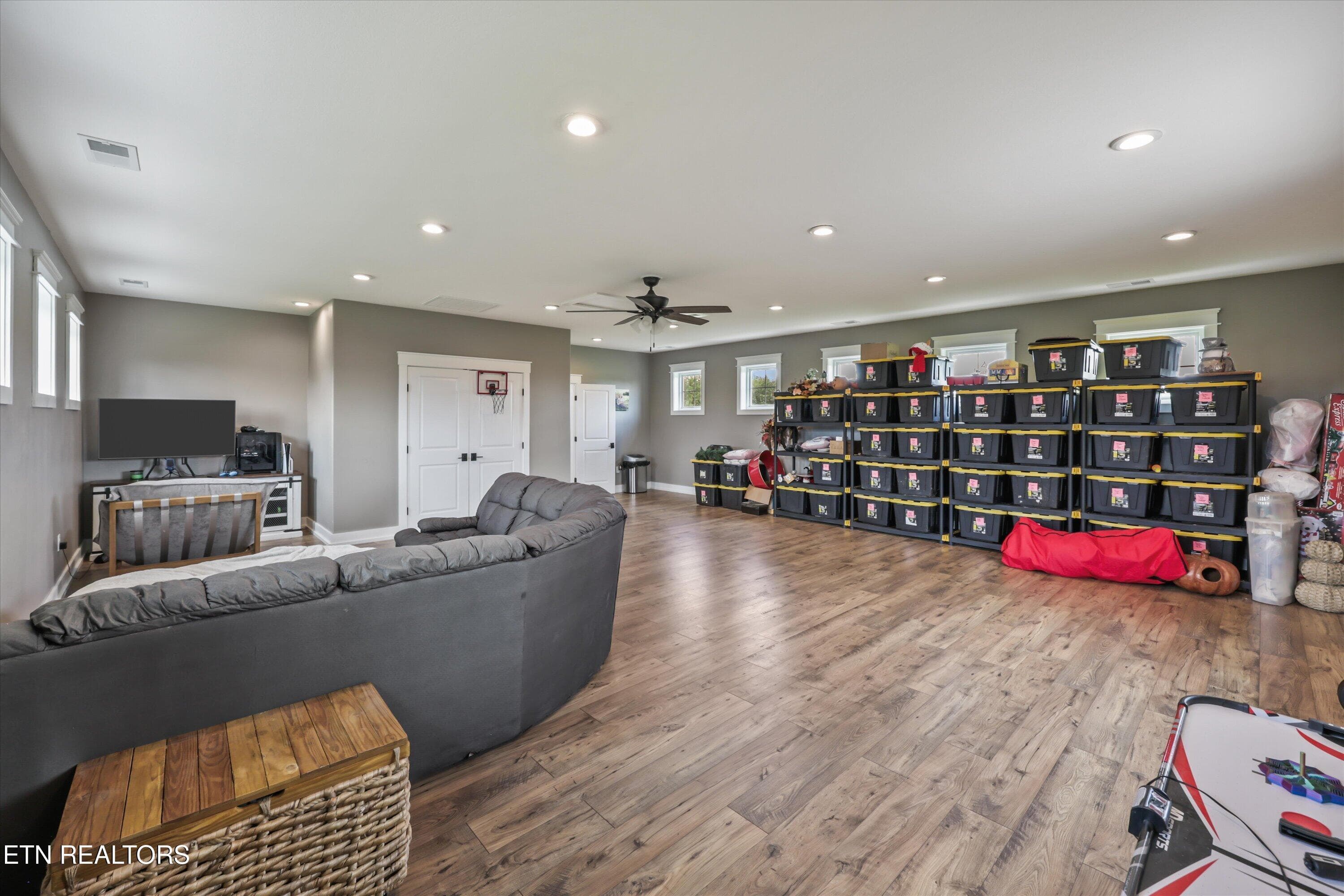 44-240 John Nitzscheke Rd 69 - 240 John Nitzscheke Rd, Sunbright, TN 37872