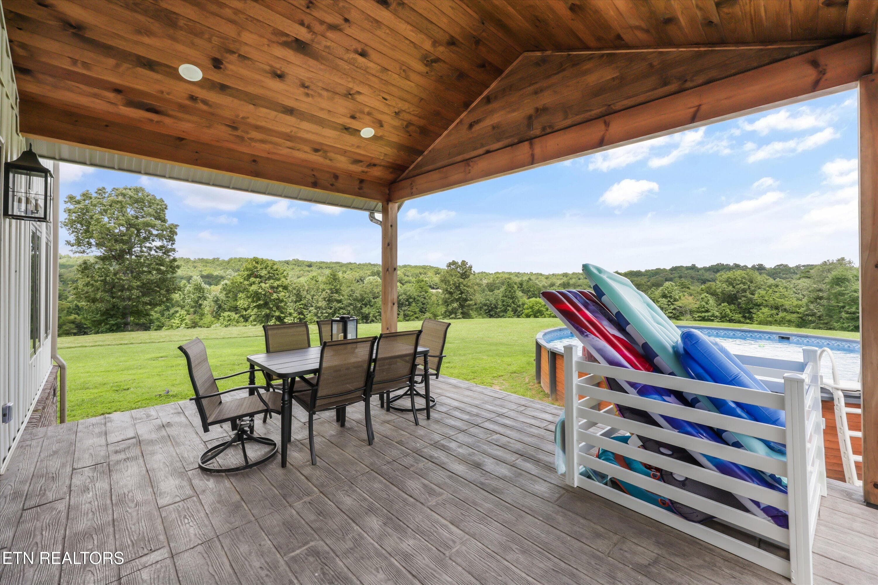 45-240 John Nitzscheke Rd 70 - 240 John Nitzscheke Rd, Sunbright, TN 37872