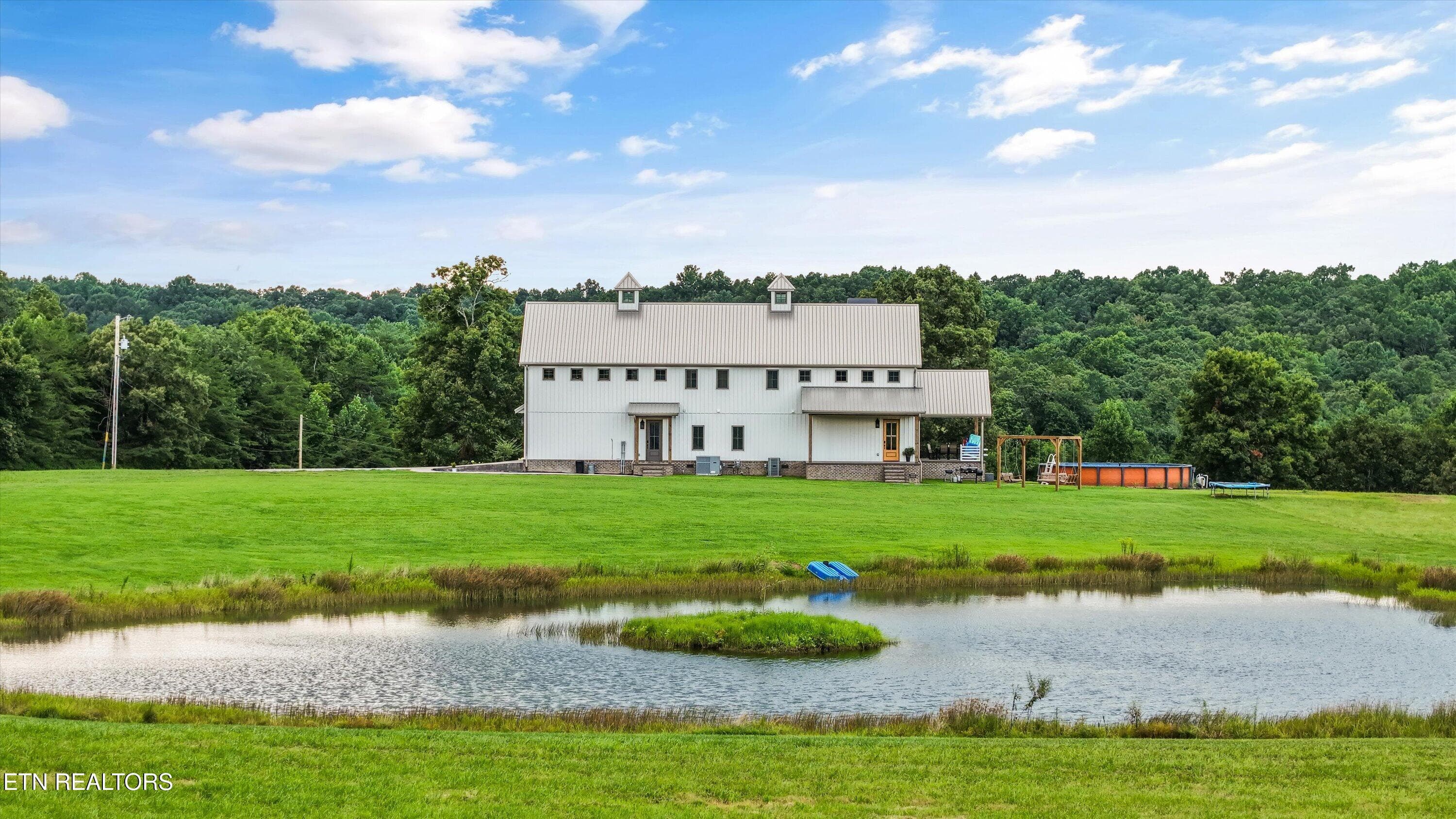 52-240 John Nitzscheke Rd 15 - 240 John Nitzscheke Rd, Sunbright, TN 37872