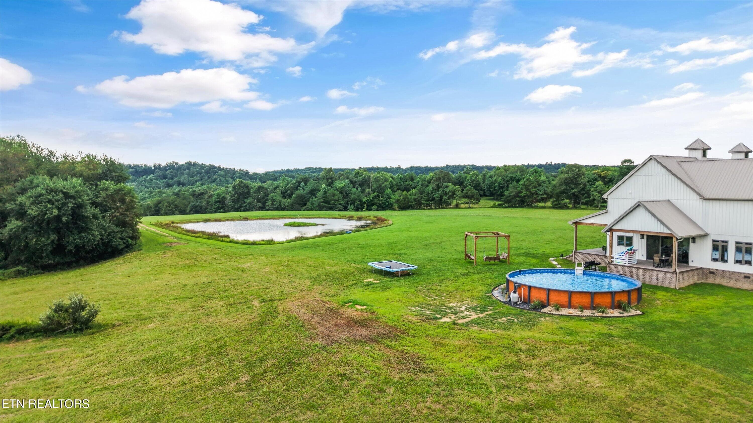 55-240 John Nitzscheke Rd 17 - 240 John Nitzscheke Rd, Sunbright, TN 37872