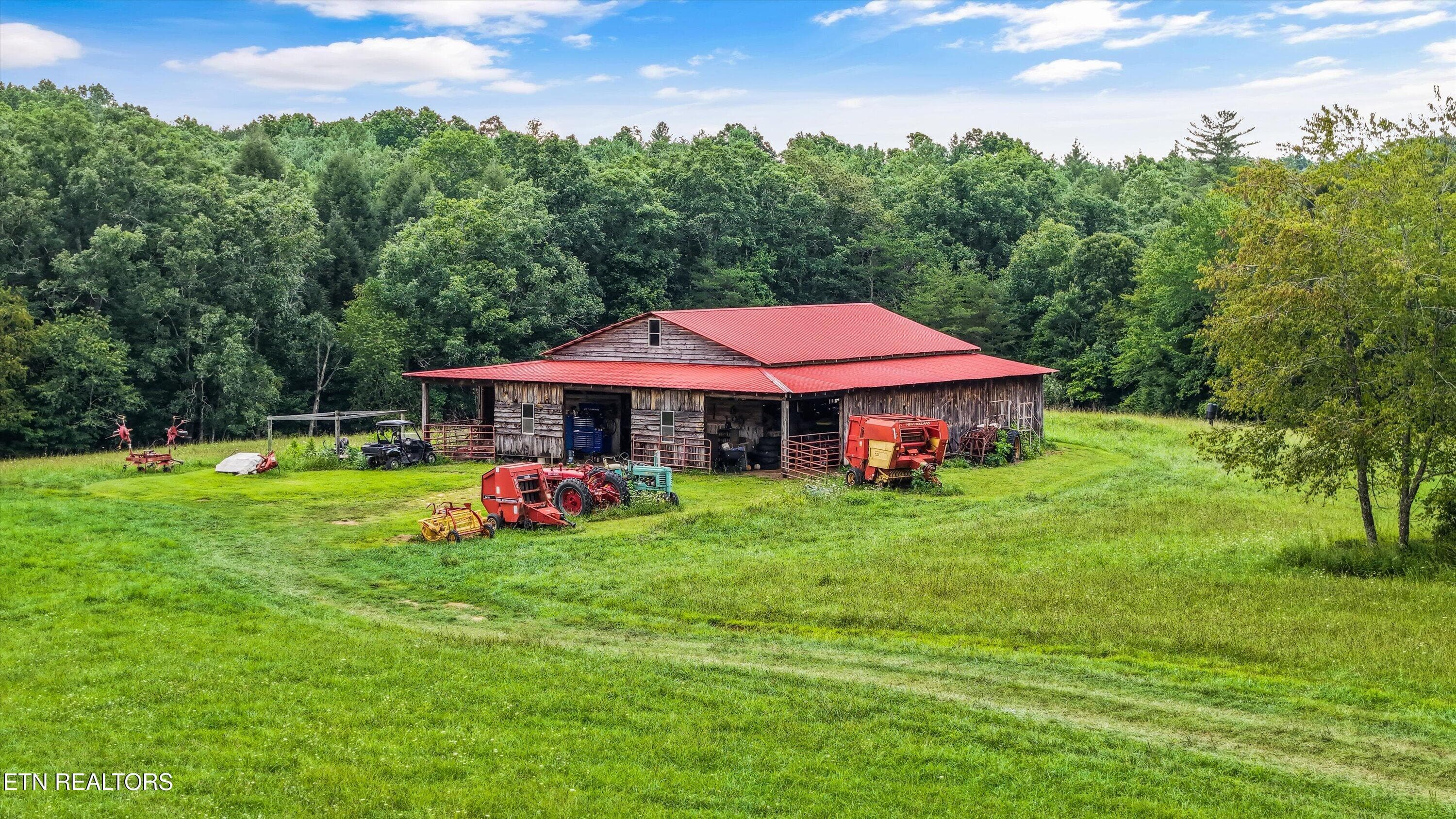 61-240 John Nitzscheke Rd 25 - 240 John Nitzscheke Rd, Sunbright, TN 37872