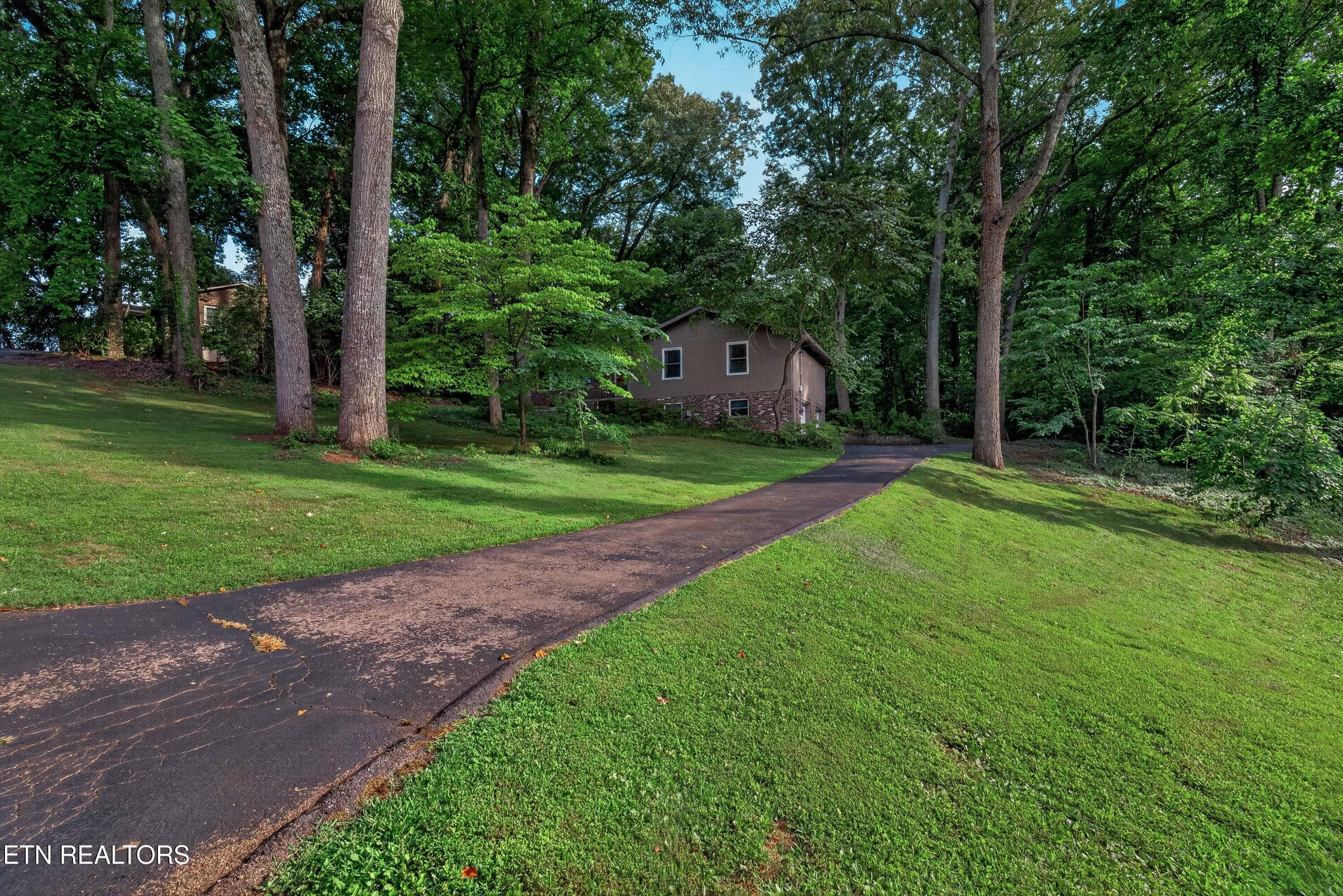 6933 Riverwood Drive, Knoxville, TN 37920