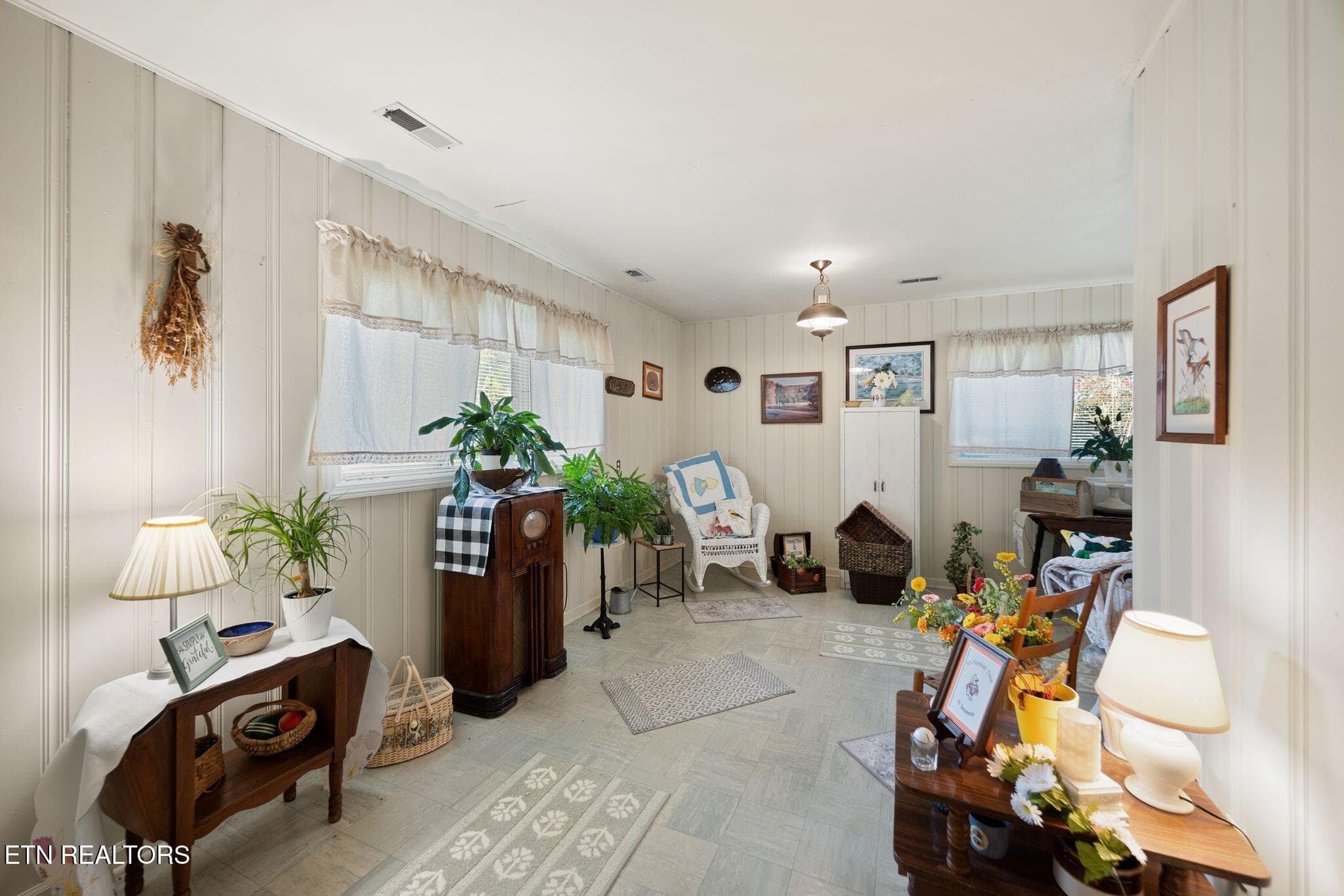 H13 - 153 Sherwood Ave, Calhoun, TN 37309