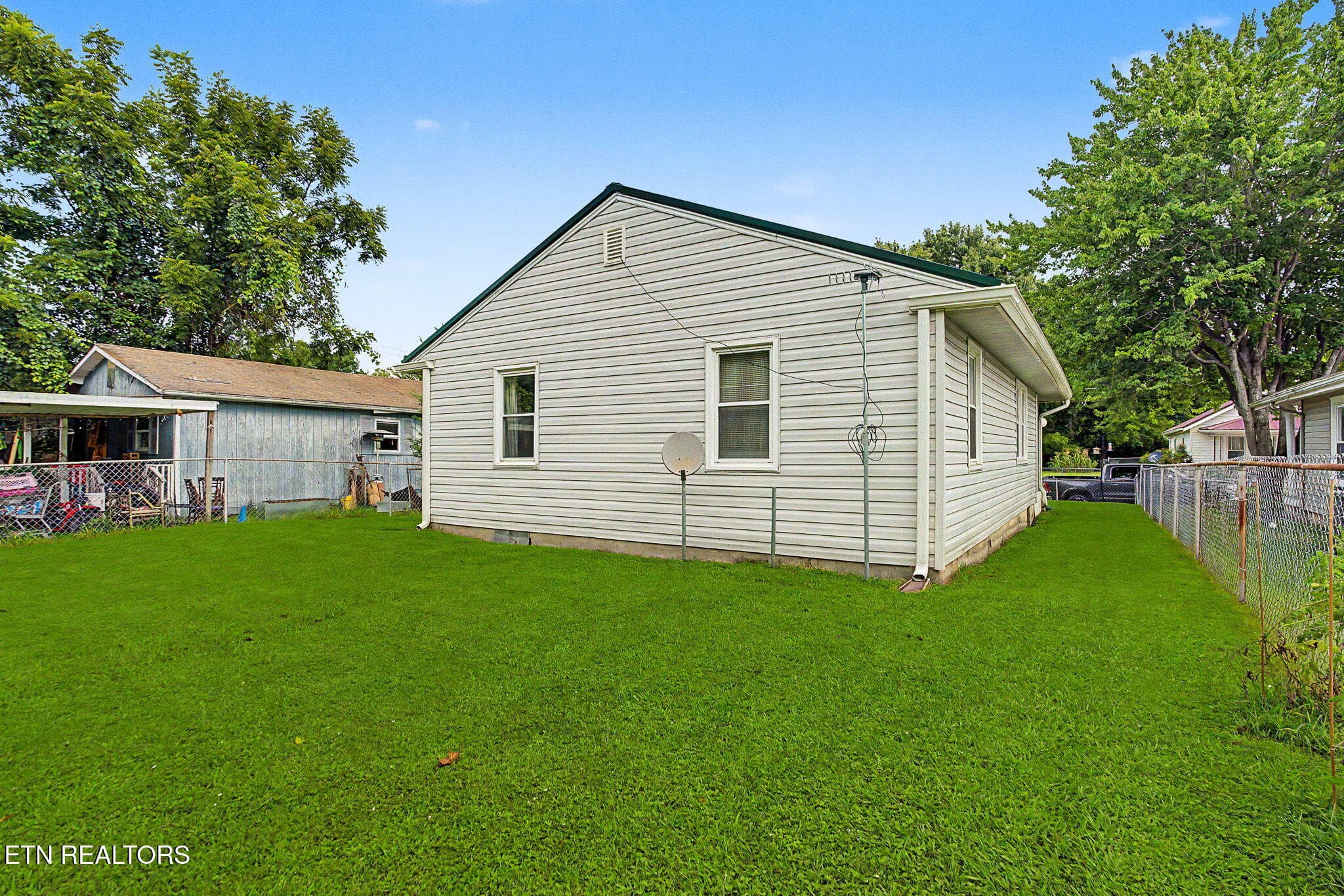 17-web-or-mls-1009-minton-pl - 1009 Minton Place, Kingsport, TN 37660