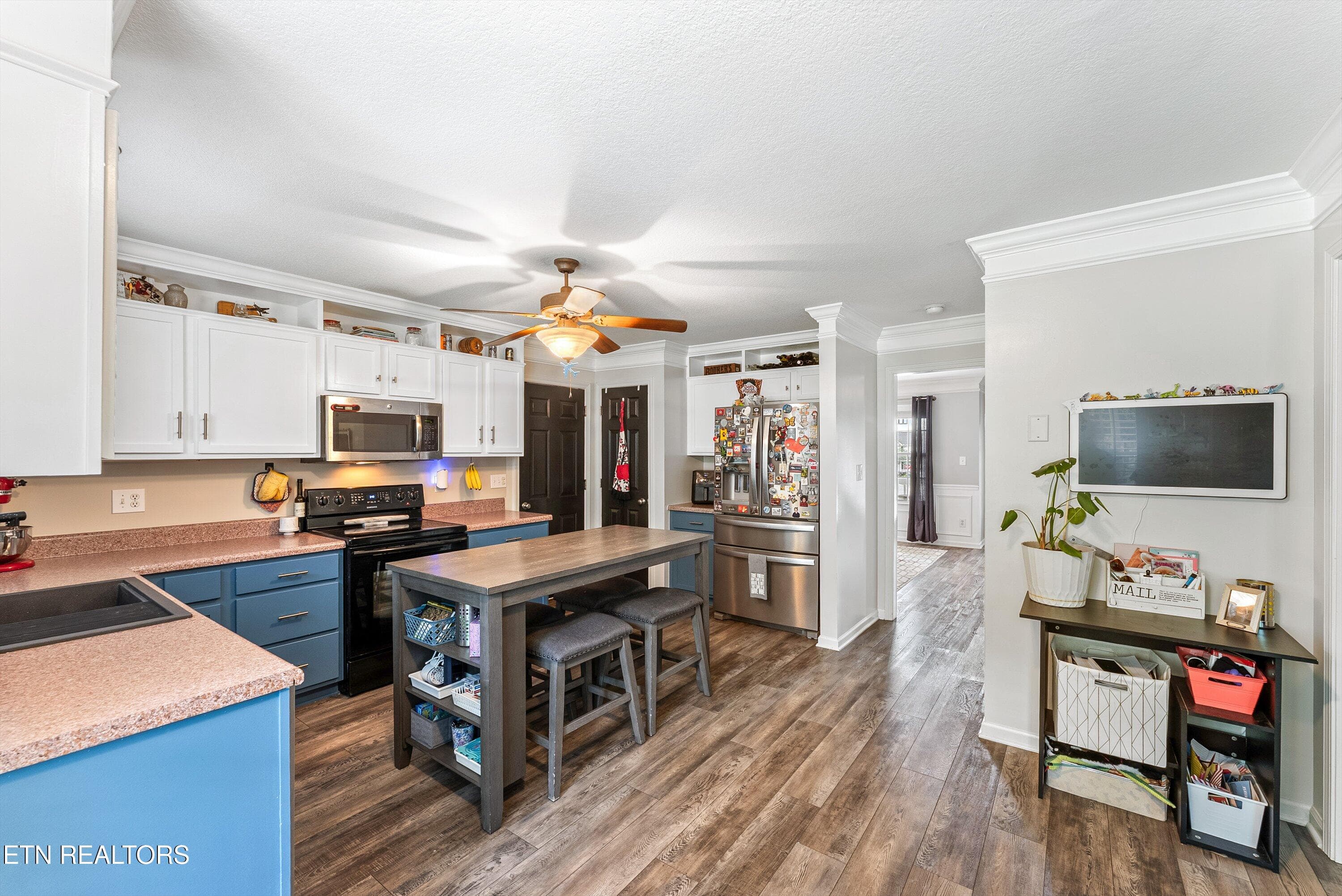 21-2nd Dining A2 - 5816 Bouquet Lane, Knoxville, TN 37924, Knoxville