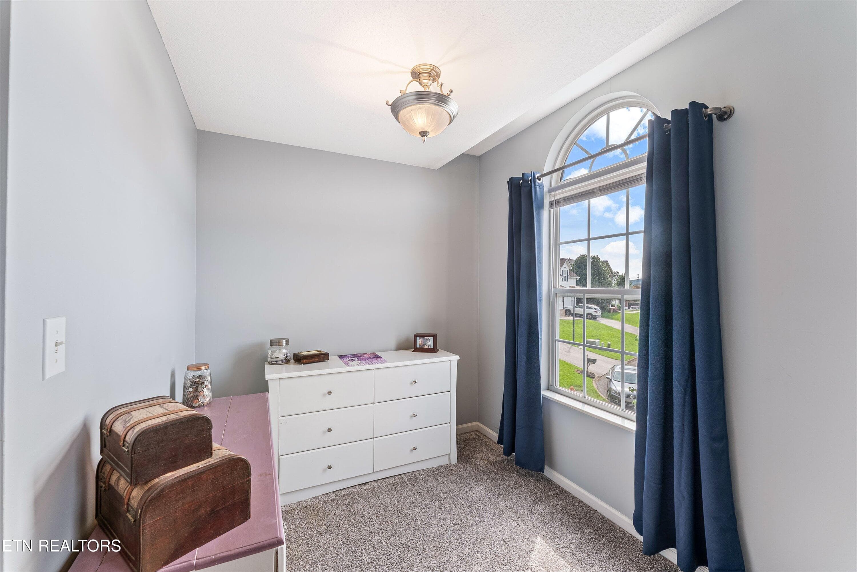27-Closet A1 - 5816 Bouquet Lane, Knoxville, TN 37924, Knoxville