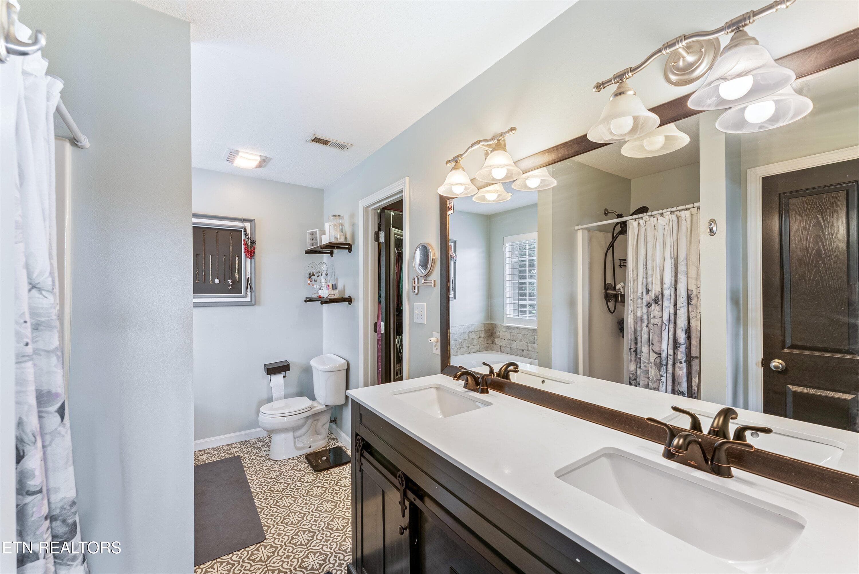 29-Master Bath A1 - 5816 Bouquet Lane, Knoxville, TN 37924, Knoxville