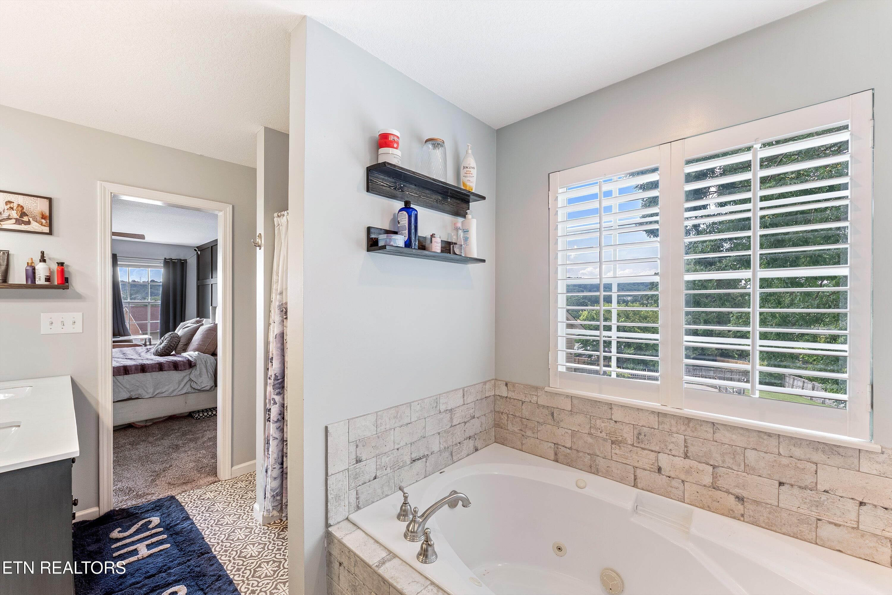 33-Master Bath A5 - 5816 Bouquet Lane, Knoxville, TN 37924, Knoxville