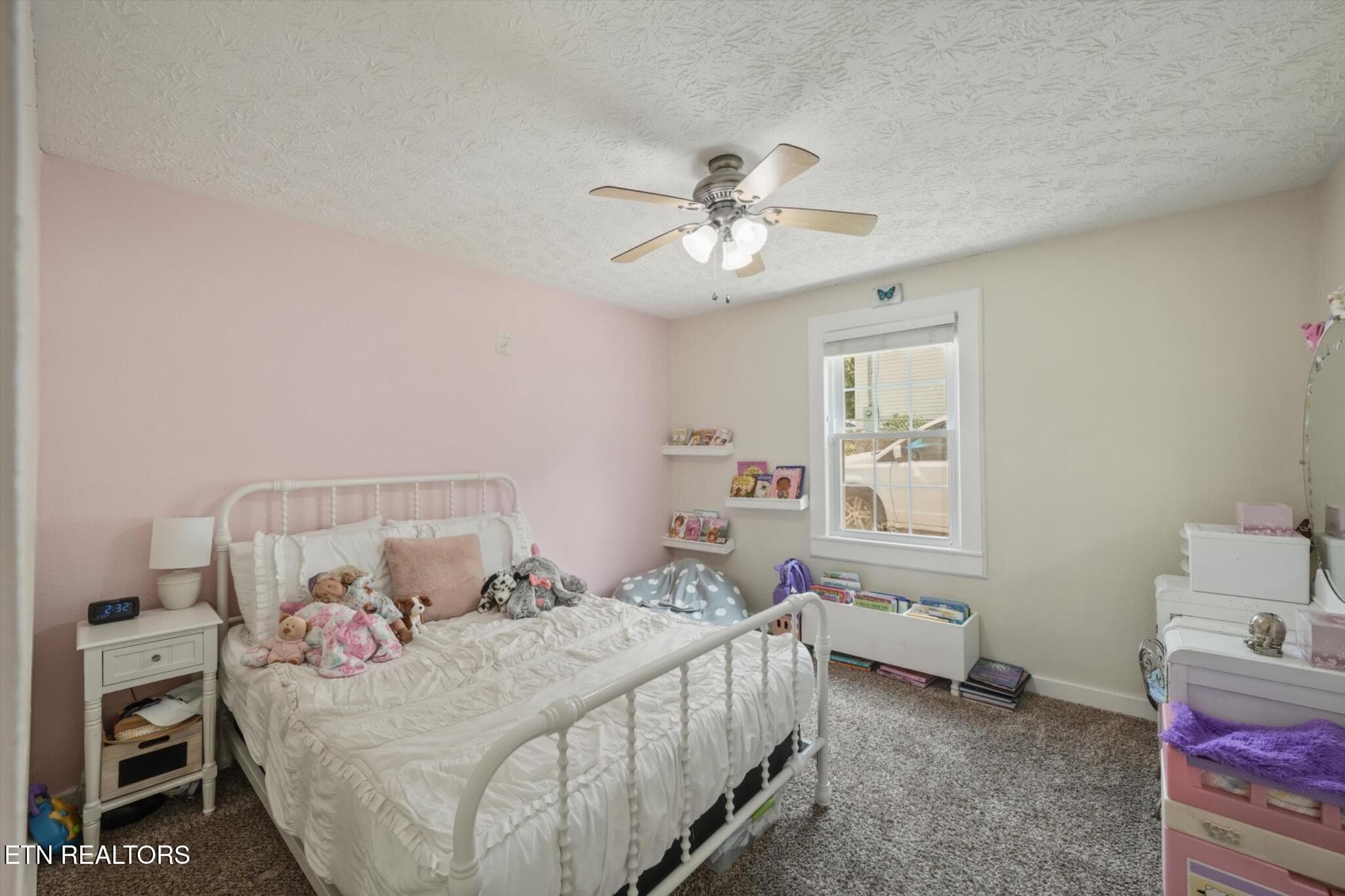 6411-bob-varner-rd-knoxville-tn-bedroom- - 6411 Bob Varner Rd, Knoxville, TN 37918