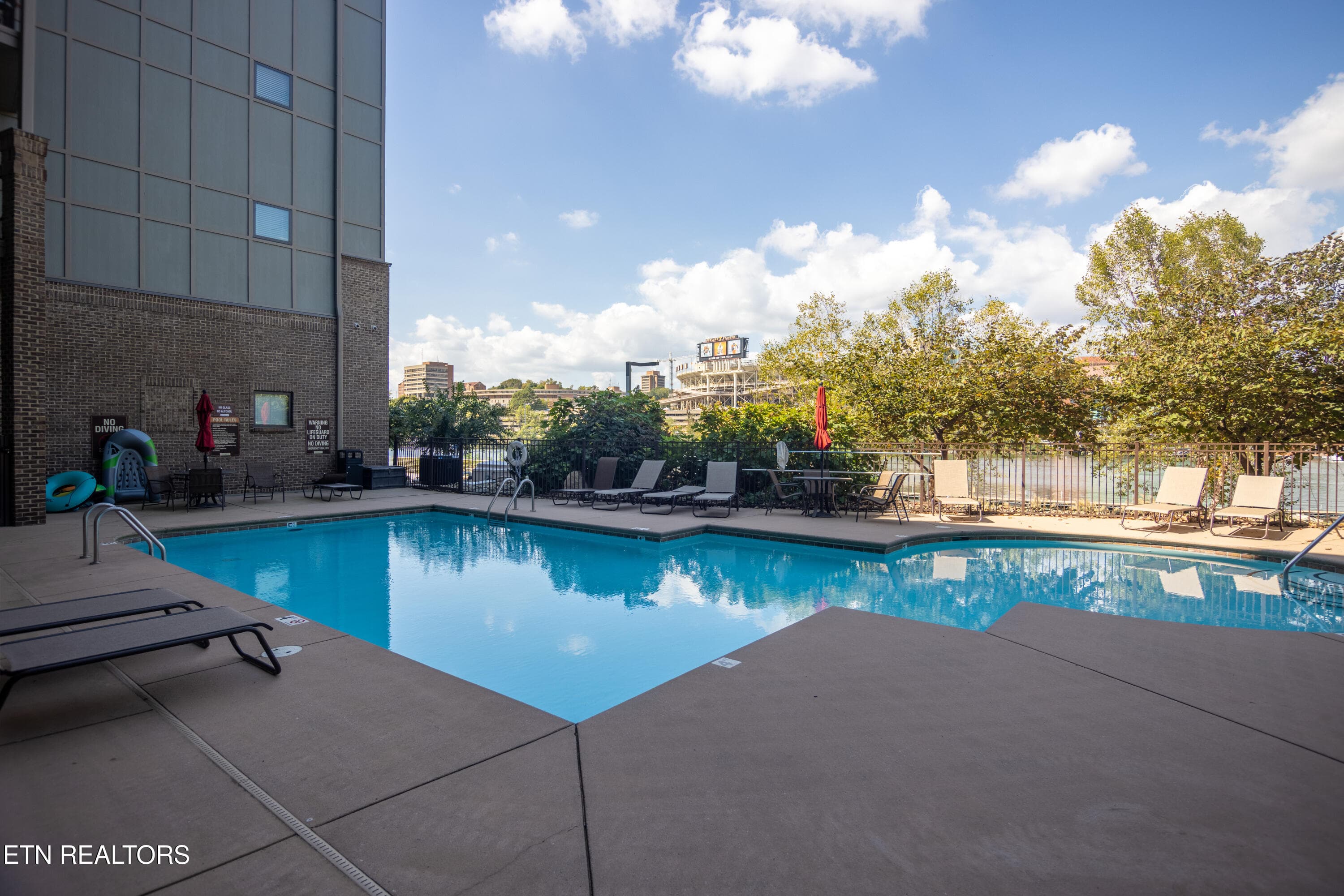 IMG_6551-HDR - 445 W Blount Ave 303, Knoxville, TN 37920, Knoxville