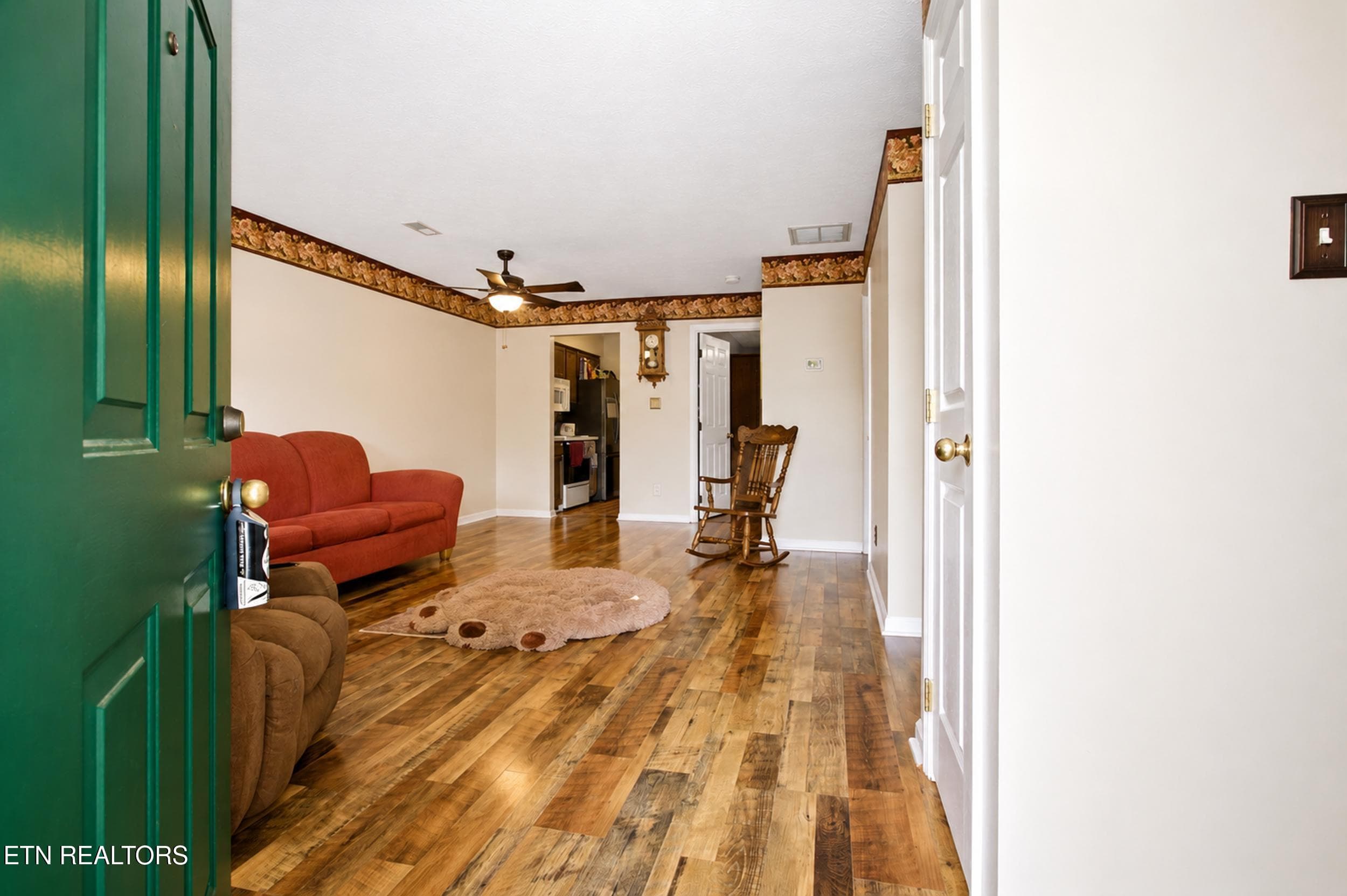Living Room - 6931 Kings Crossing Way, Knoxville, TN 37918, Knoxville