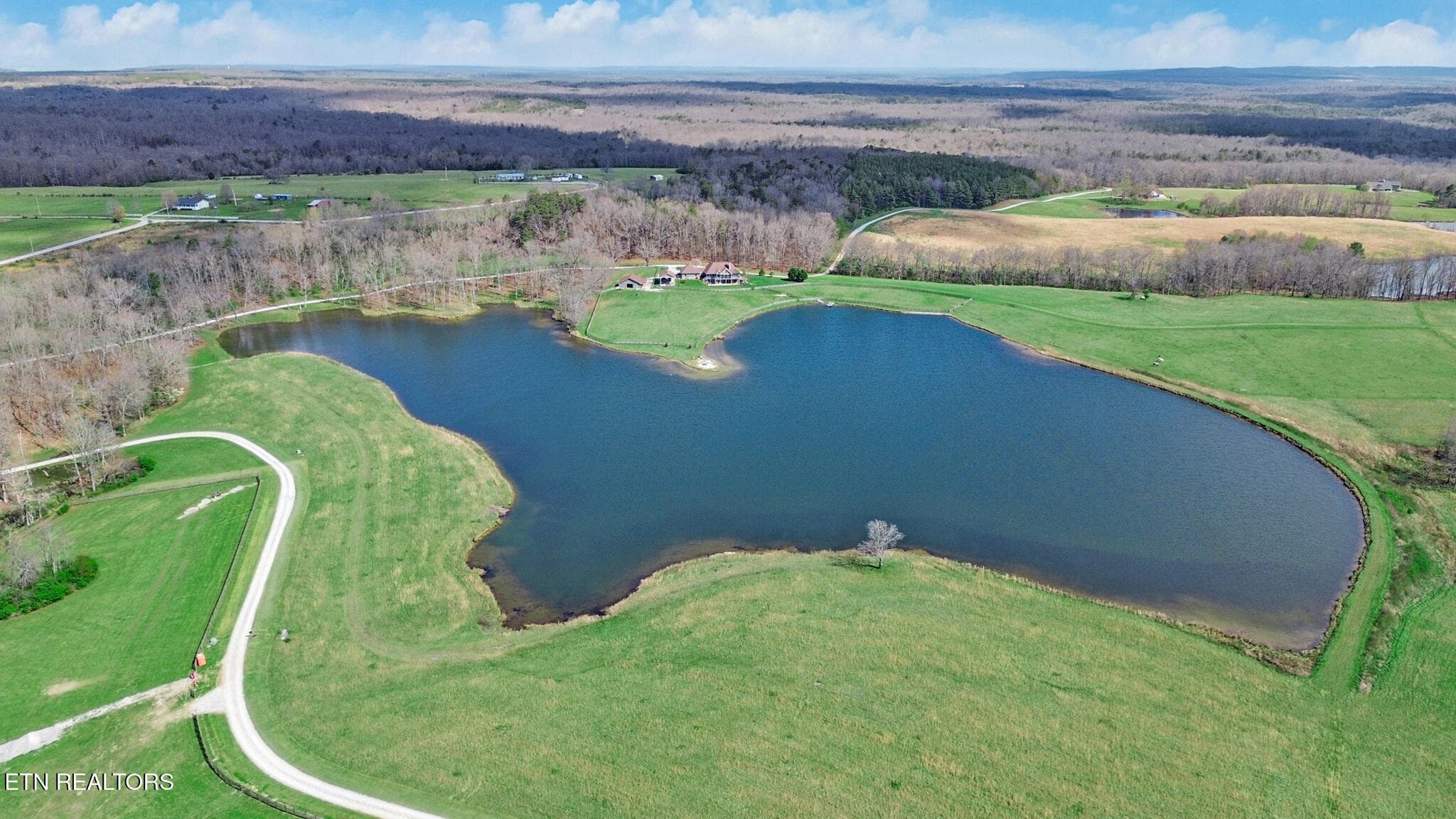 dji_0426-dji_0428 (2) - 1201 Bridle Trail, Spencer, TN 38585