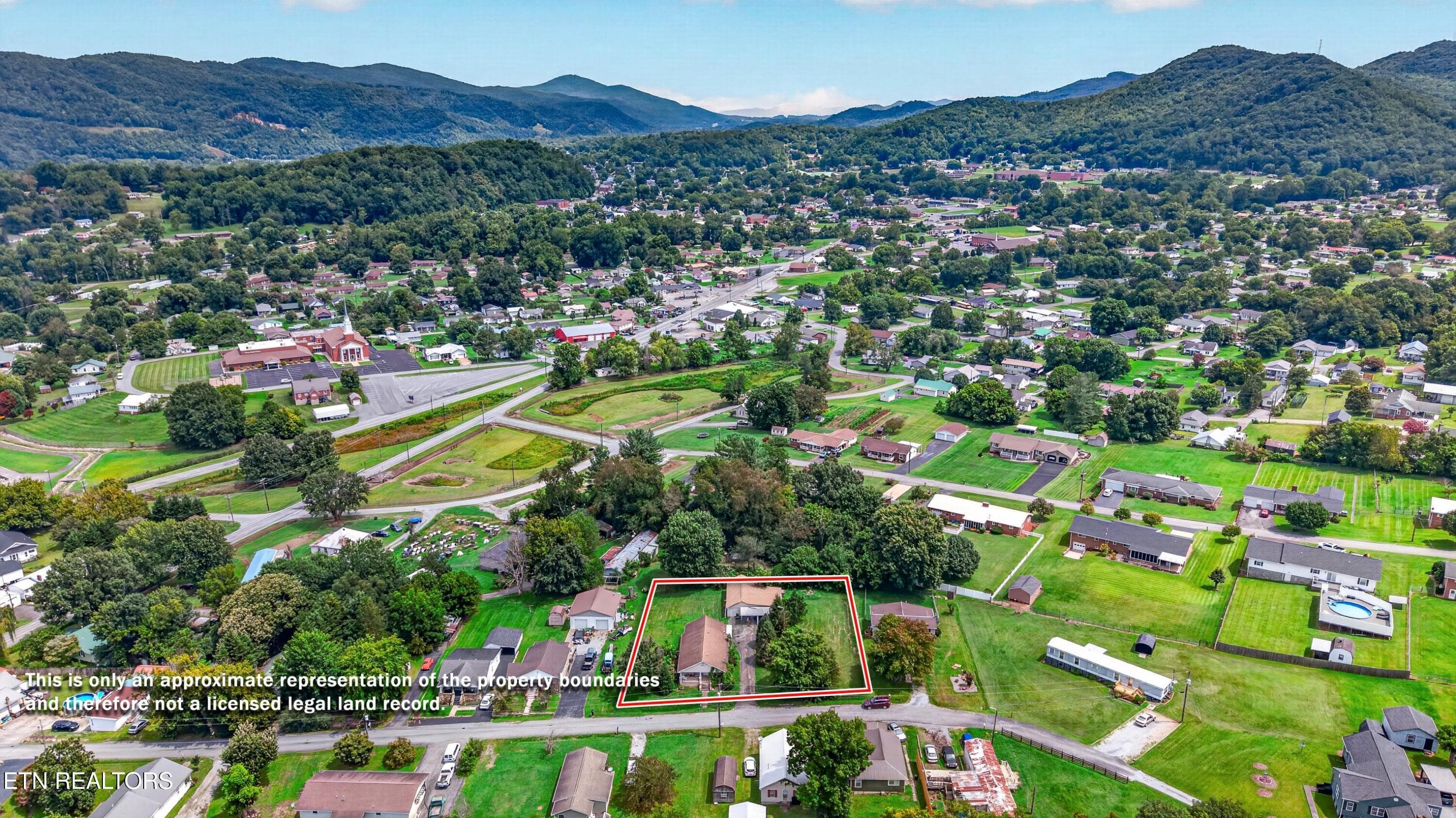 006-126JeffersonStreet-Erwin-TN-37650-SM - 126 Jefferson St, Erwin, TN 37650
