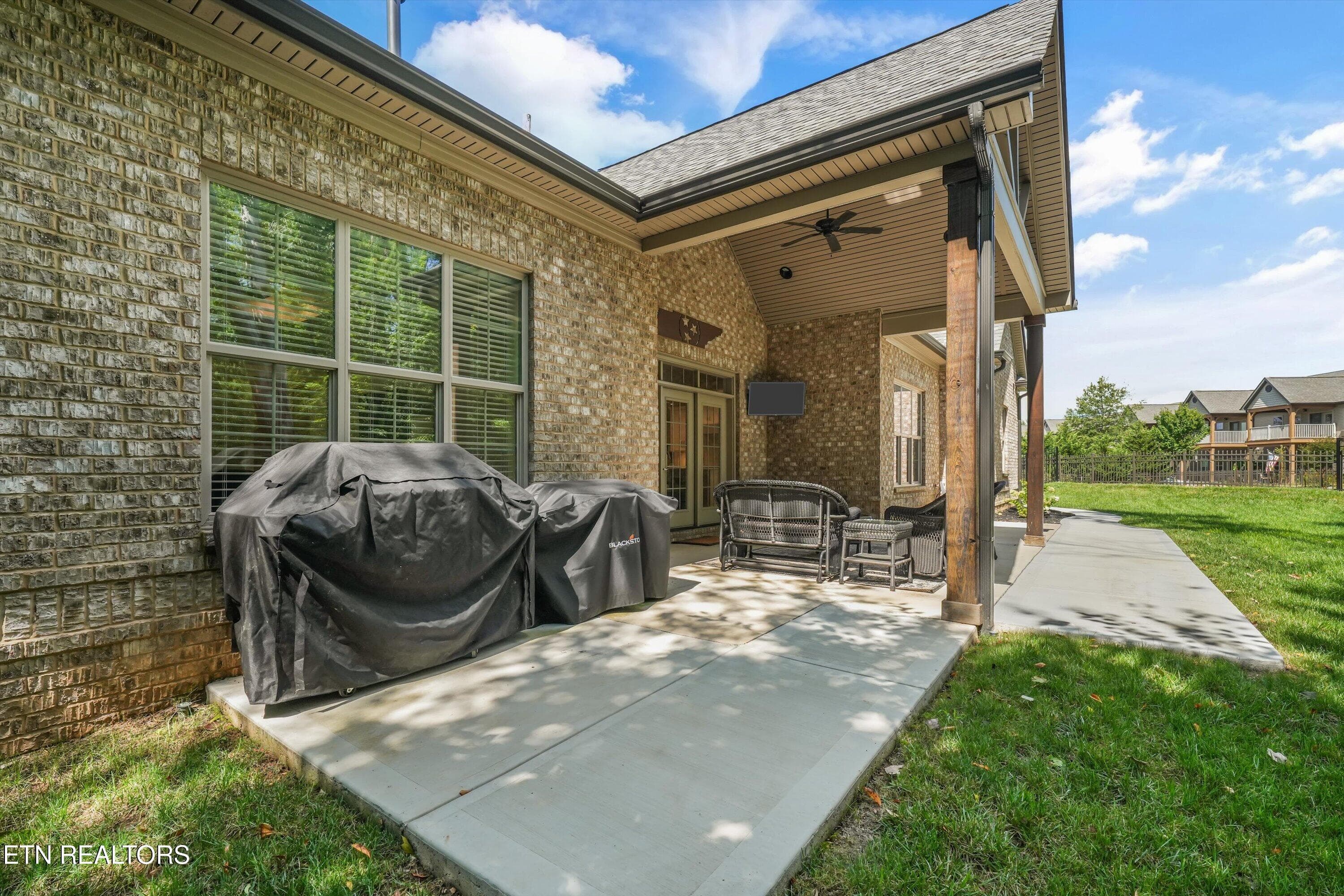 Grill area - 7703 Madgewood Lane, Knoxville, TN 37909, Knoxville