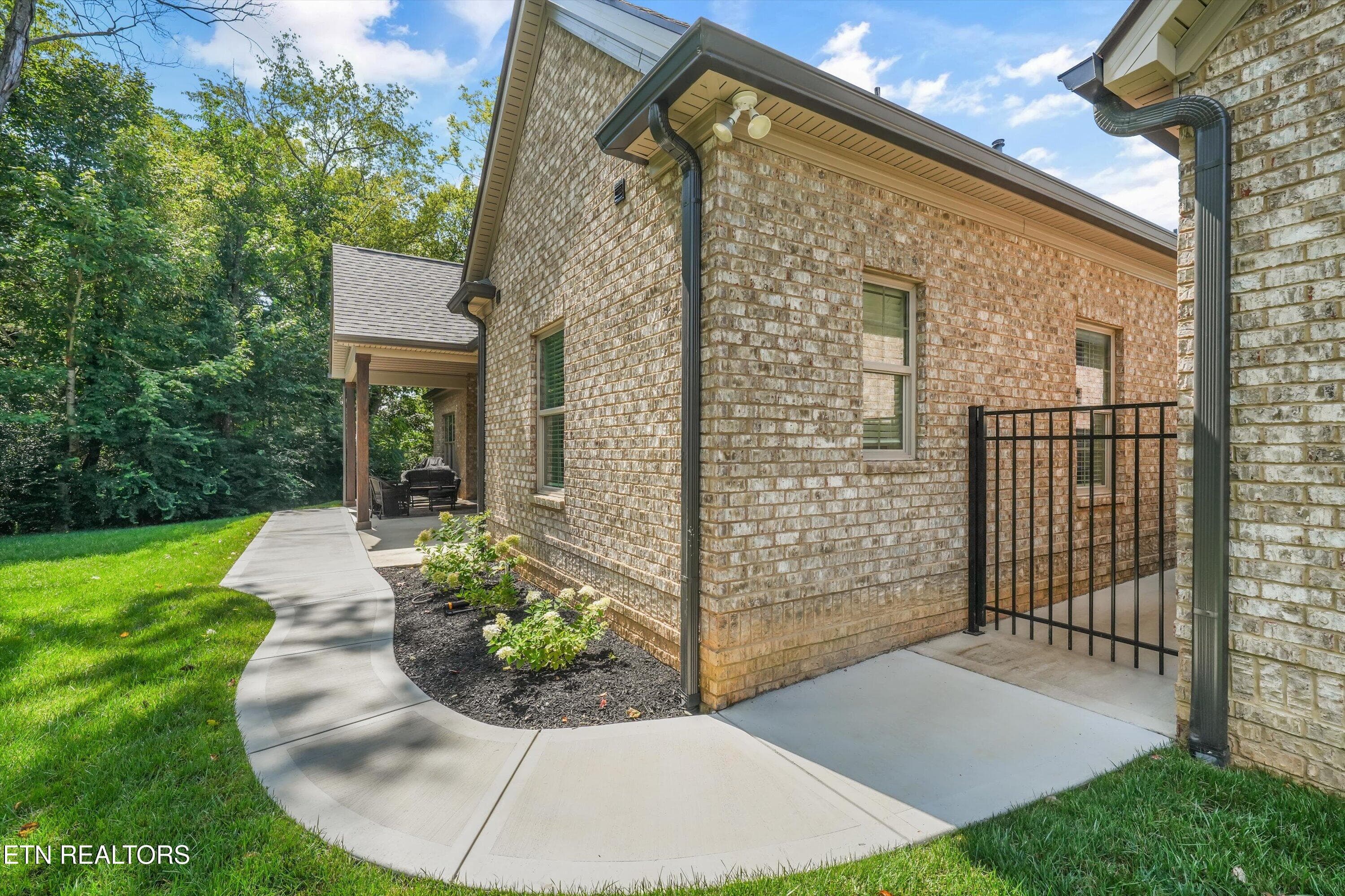 Sidewalk to Garage - 7703 Madgewood Lane, Knoxville, TN 37909, Knoxville