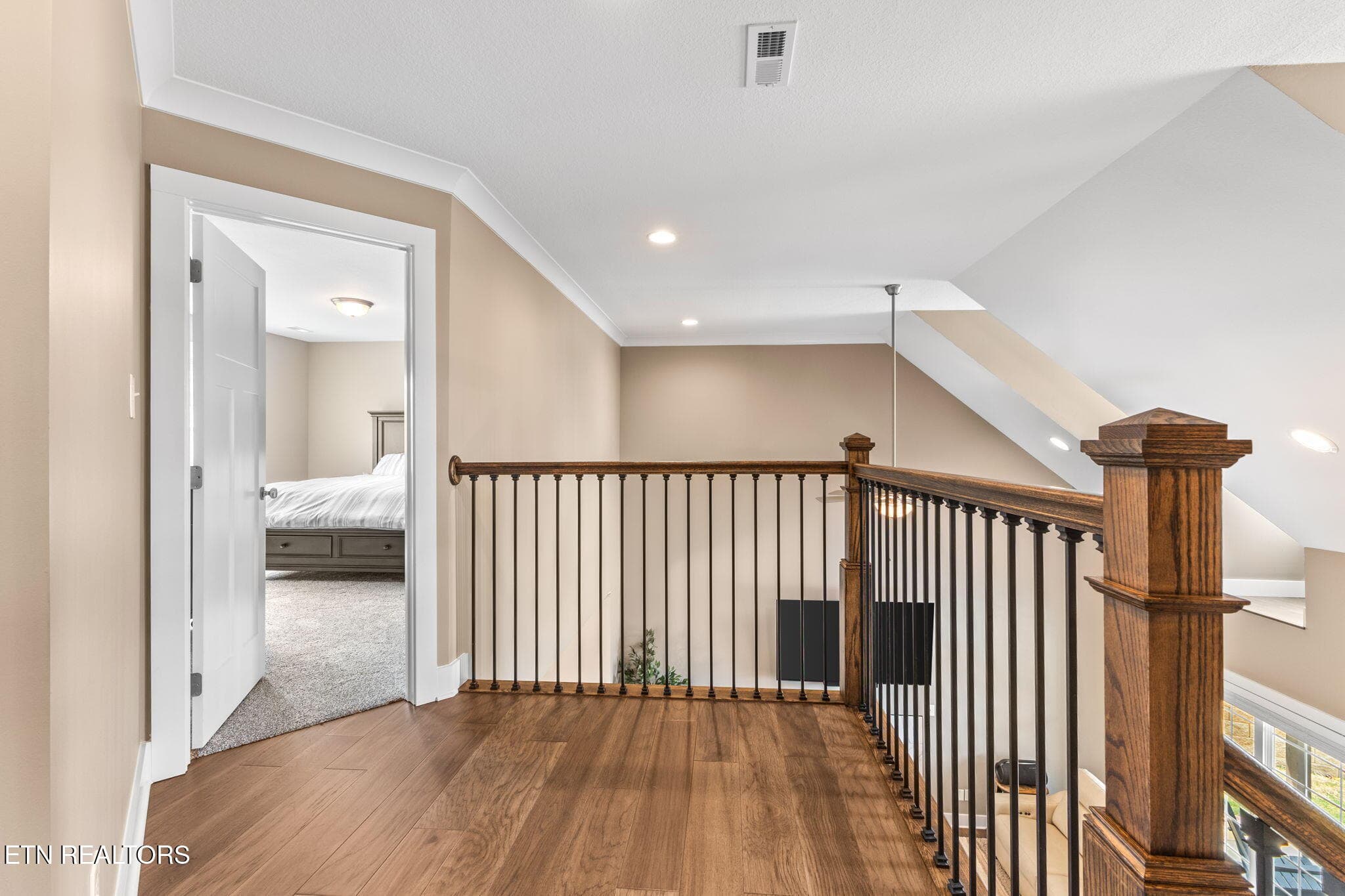 60-web-or-mls-3F1A0605 - 510 Tuxford Lane, Knoxville, TN 37912, Knoxville