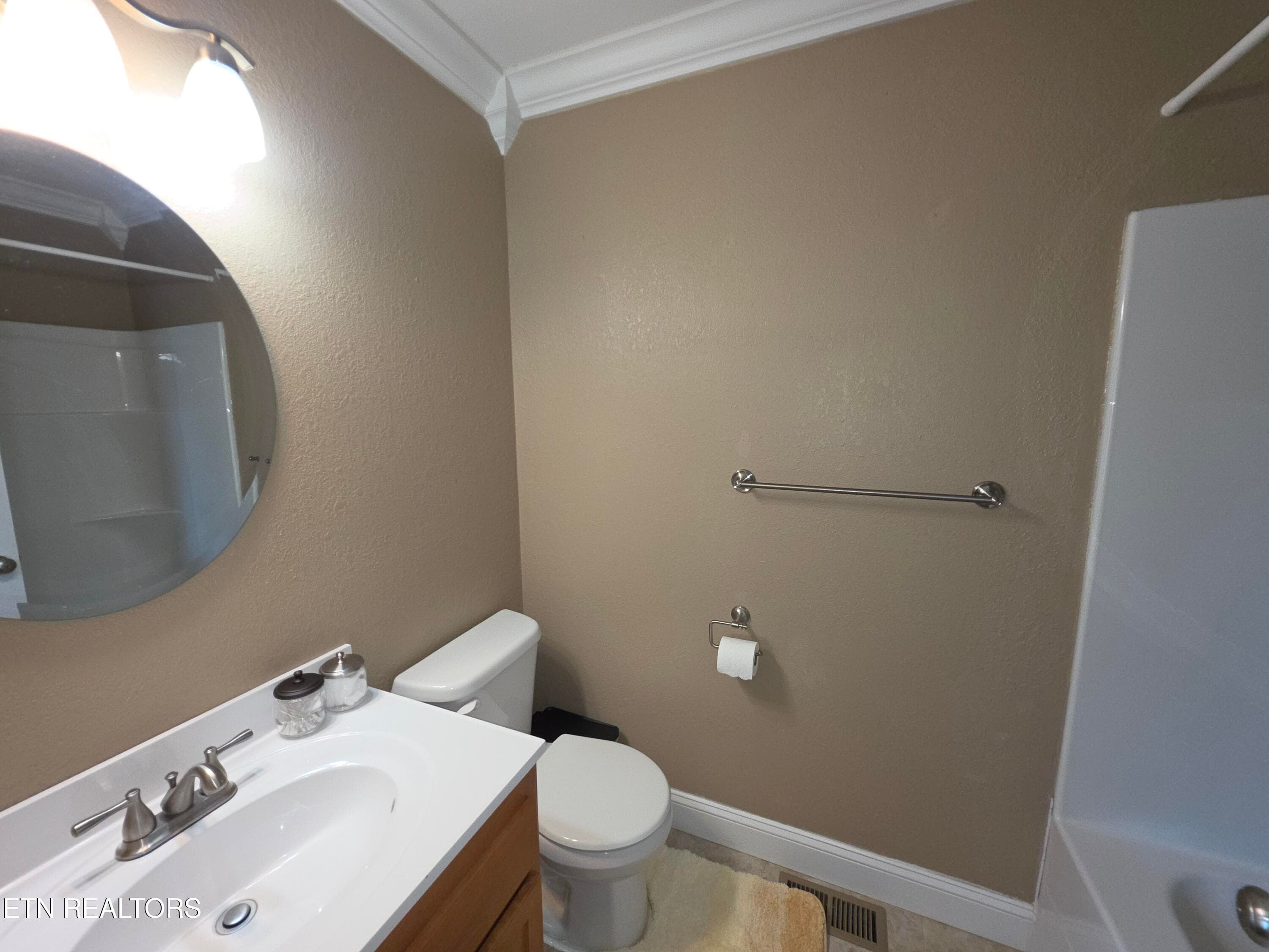 20260810_161736 - 317 Oak Grove Rd, Harrogate, TN 37752