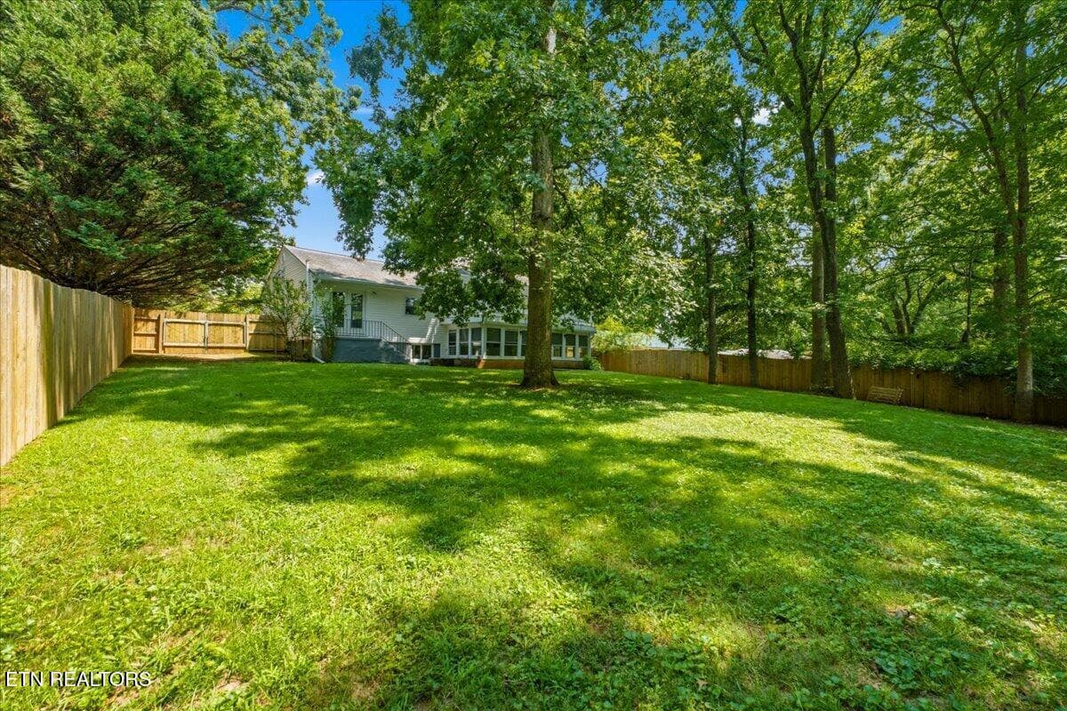 40-Exterior - 3207 Hazelwood Rd, Knoxville, TN 37921