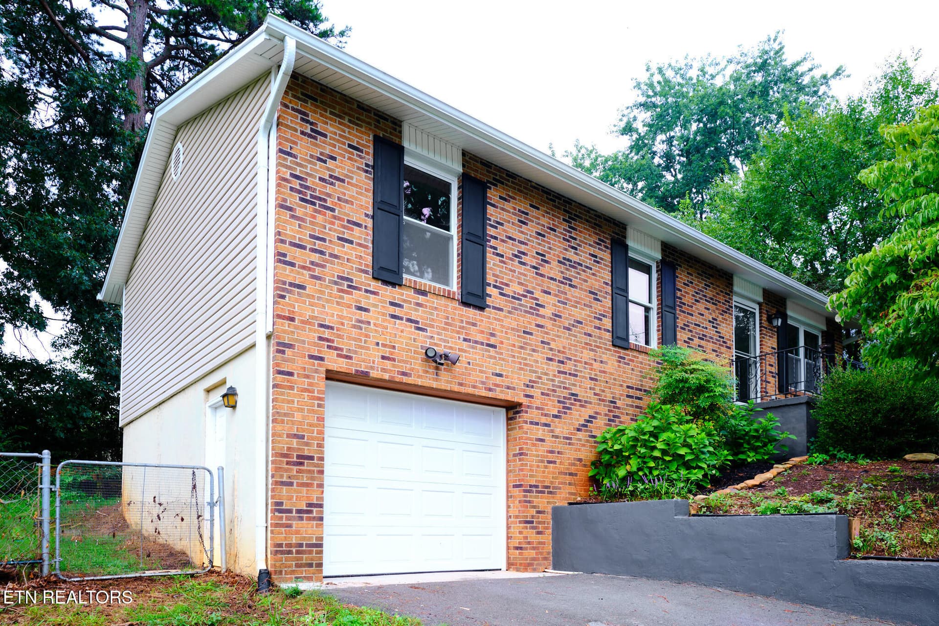 5408 Malmsbury Rd. Knoxville, TN 37921 5 - 5408 Malmsbury Rd, Knoxville, TN 37921