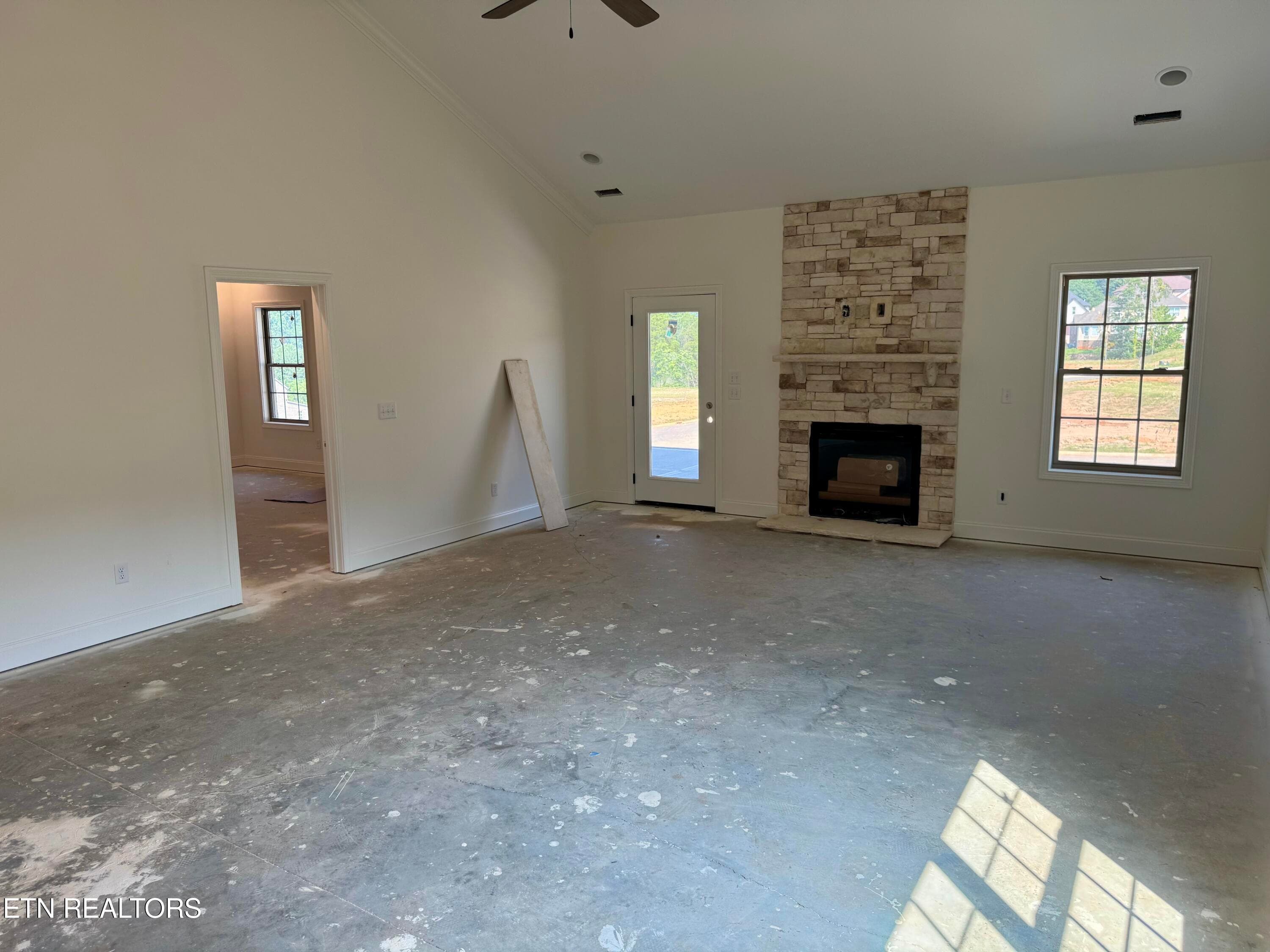 Great Room - 9975 Rio Bravo Lane, Knoxville, TN 37922, Knoxville