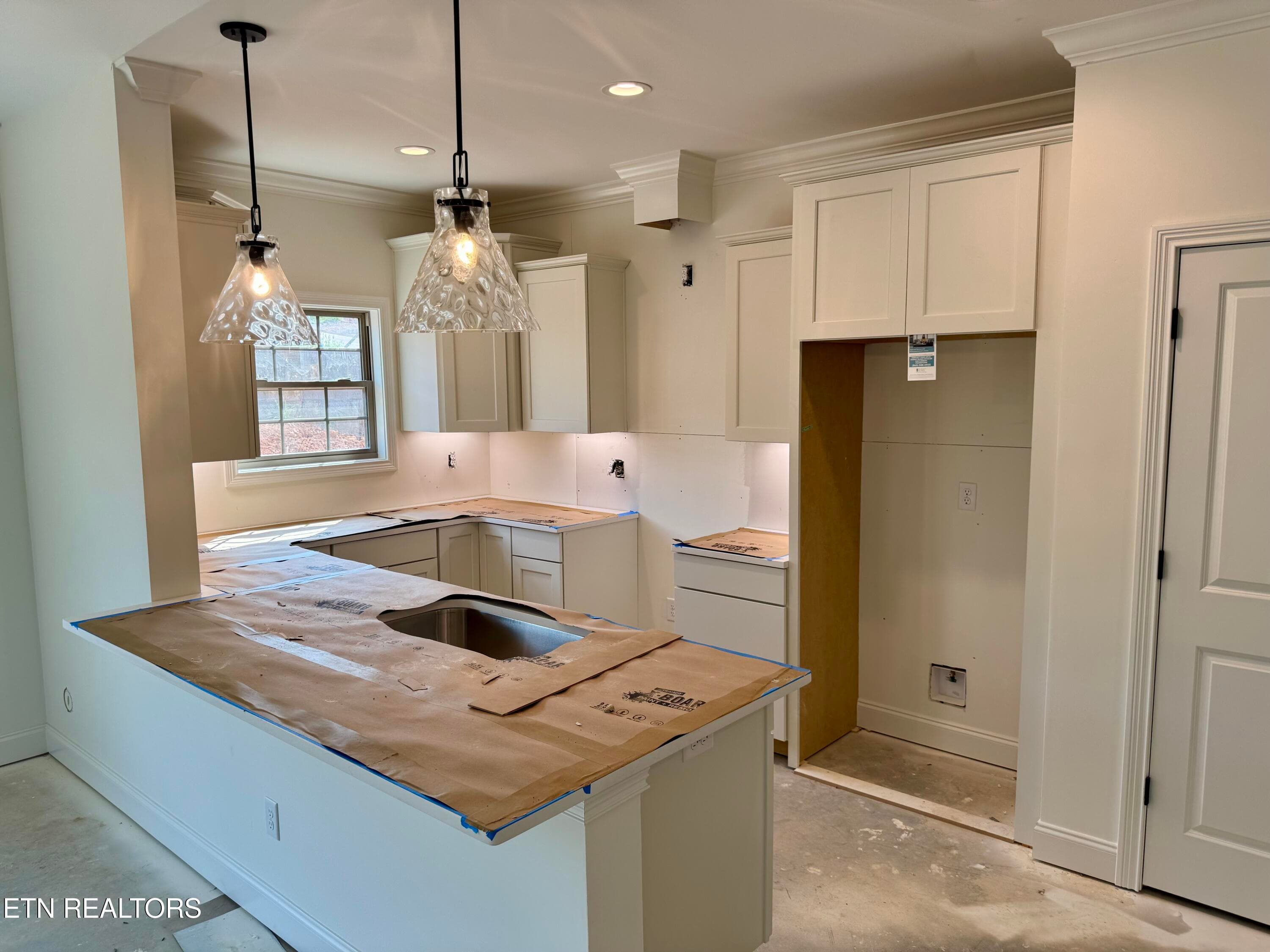 Kitchen - 9975 Rio Bravo Lane, Knoxville, TN 37922, Knoxville
