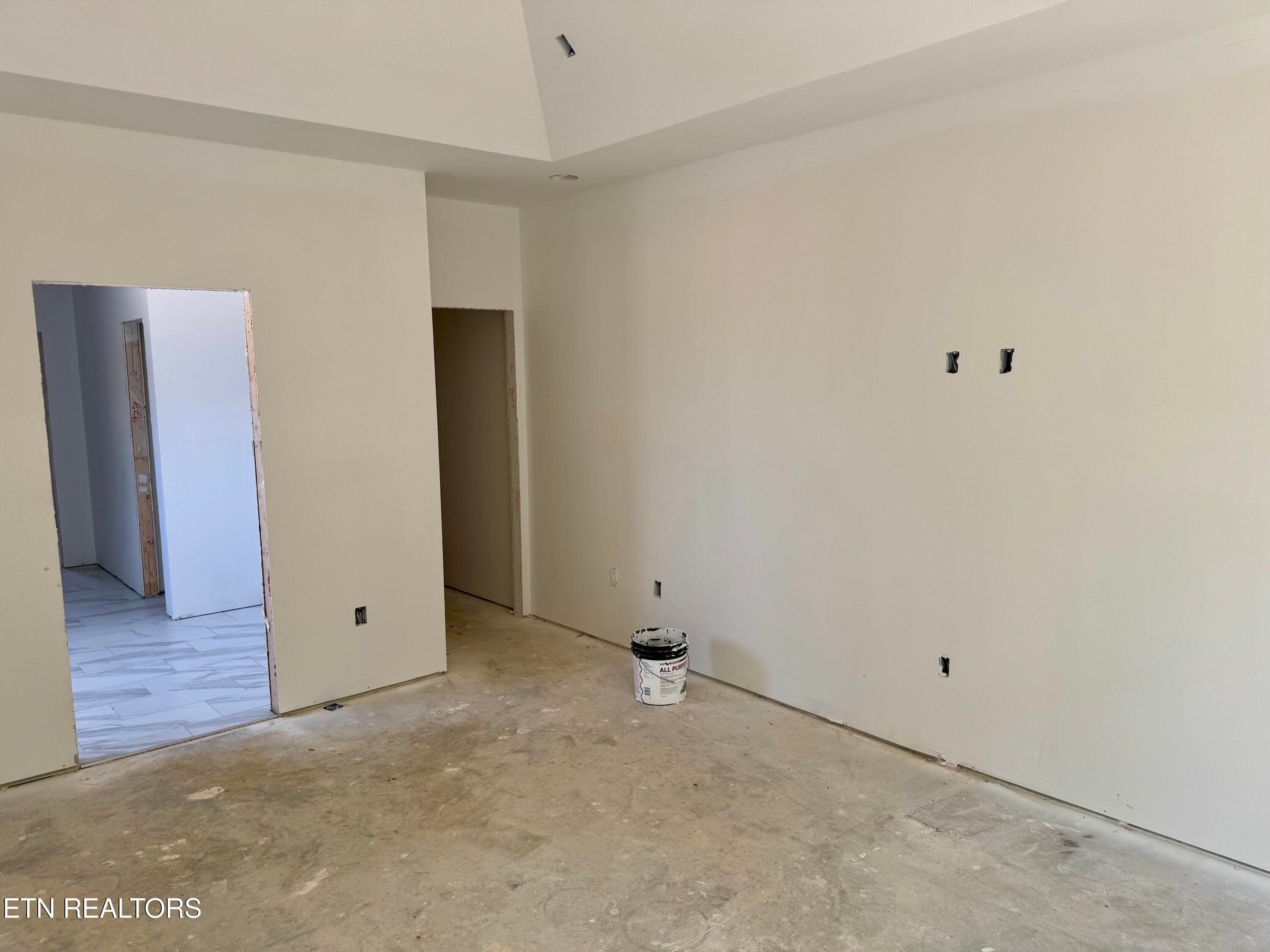 Master Bedroom on Main Level - 9938 Rio Bravo Lane, Knoxville, TN 37922, Knoxville
