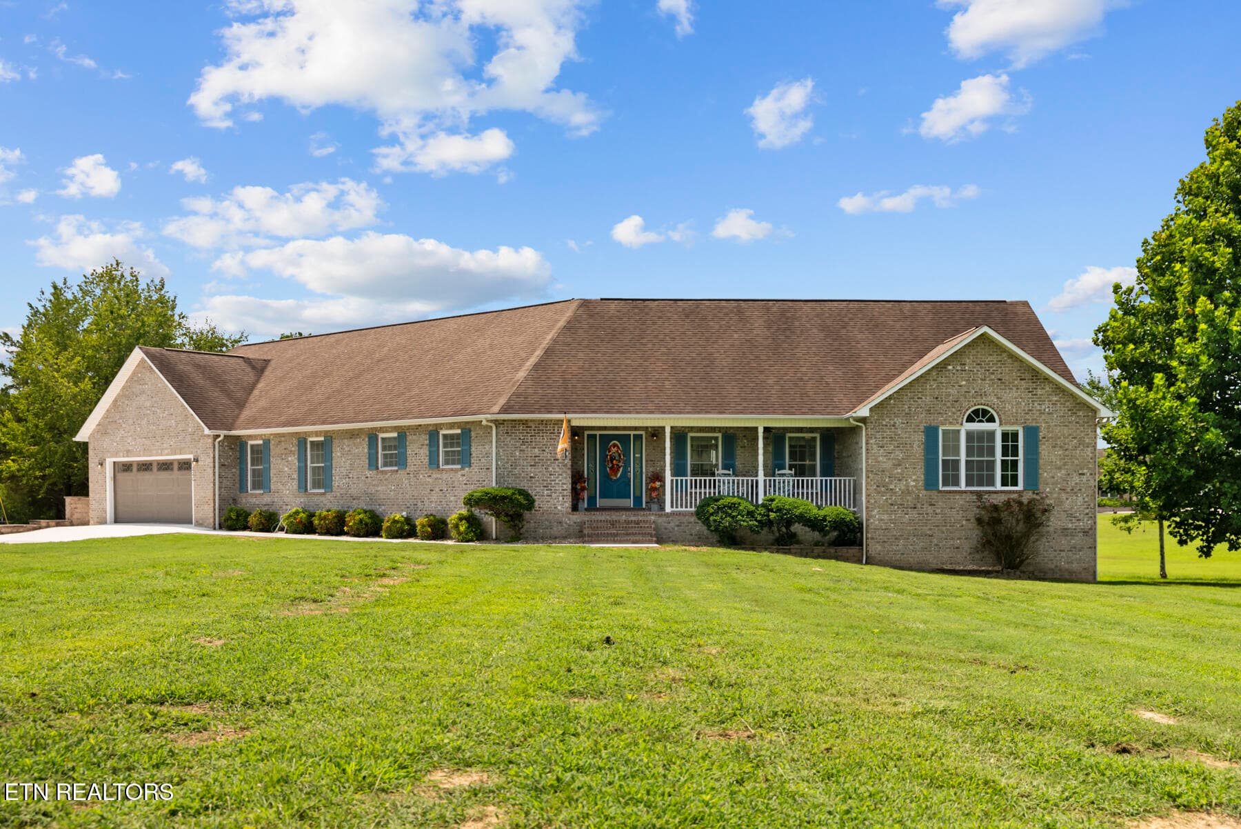 220 Sherman Circle, Kingston, TN 37763