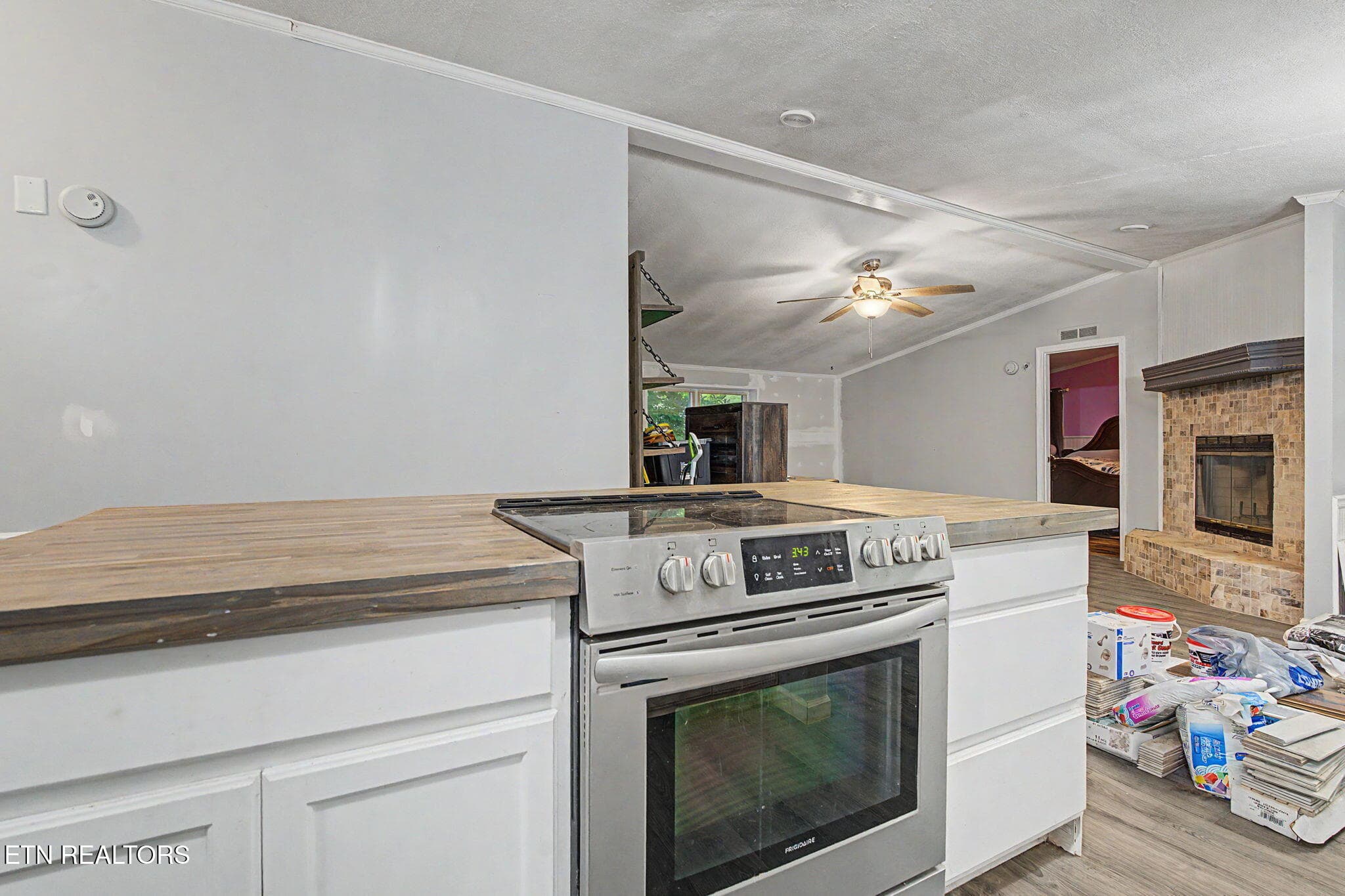 16-web-or-mls-335-thompson-way - 335 Thompson Way, Cosby, TN 37722, Cosby