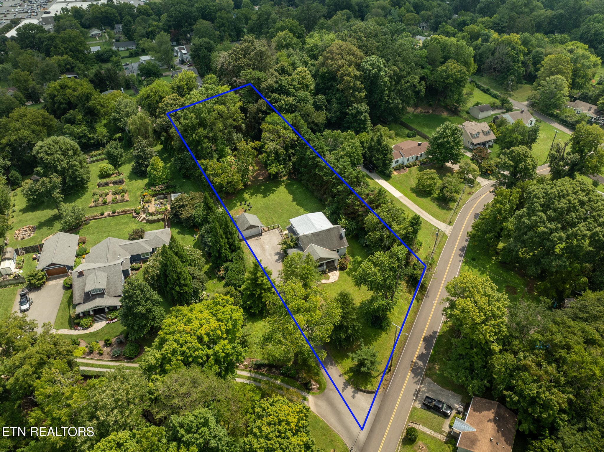 untitled-54 - 2516 Maple Drive, Knoxville, TN 37918, Knoxville