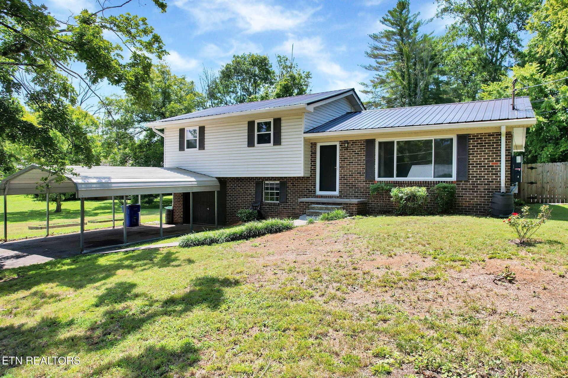 3010 W Lake Drive, Cleveland, TN 37312