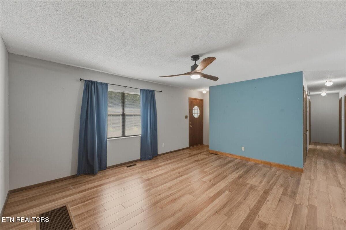 04-Living Room - 5731 Wooded Acres Drive, Knoxville, TN 37921, Knoxville