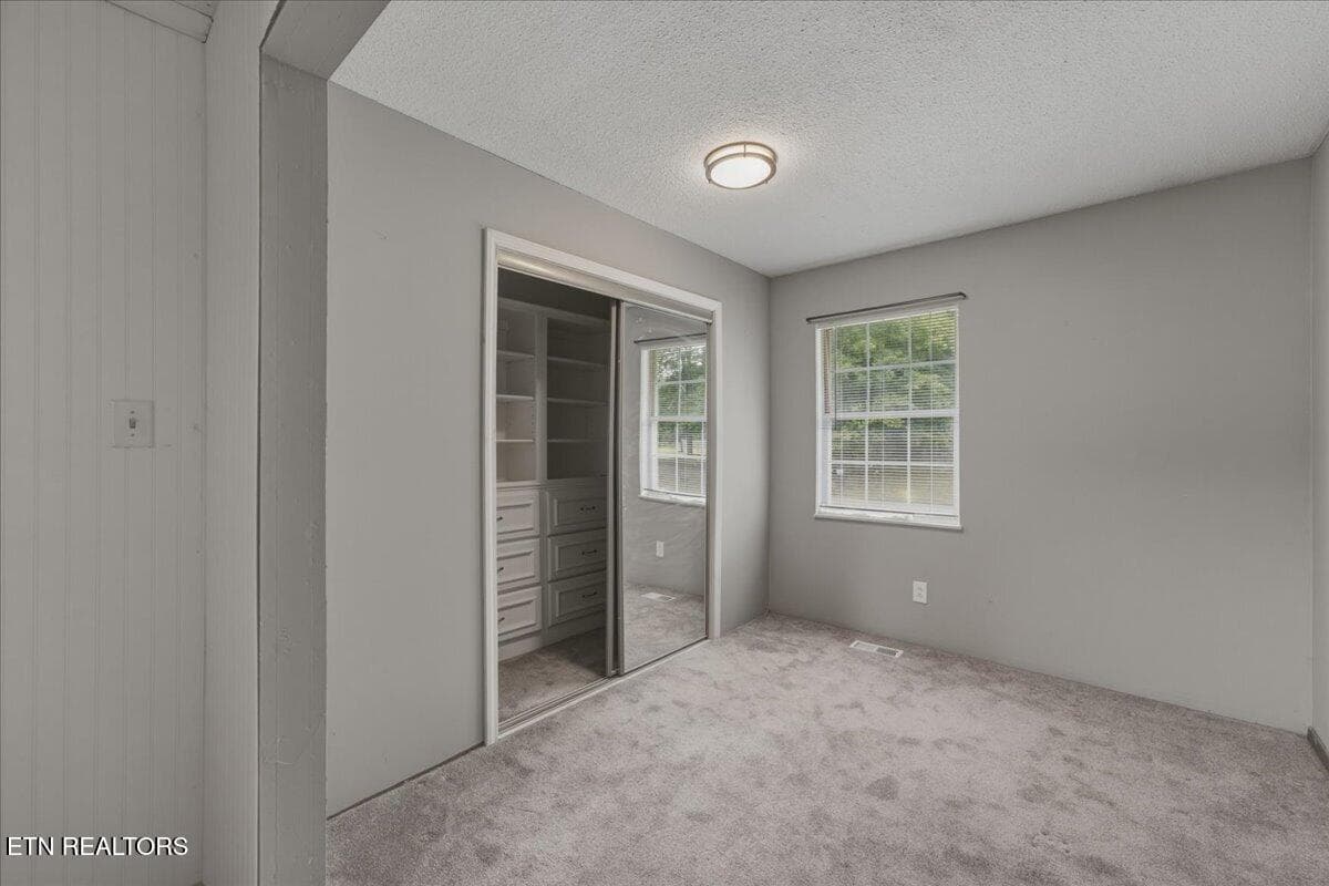 18-Sitting Room - 5731 Wooded Acres Drive, Knoxville, TN 37921, Knoxville