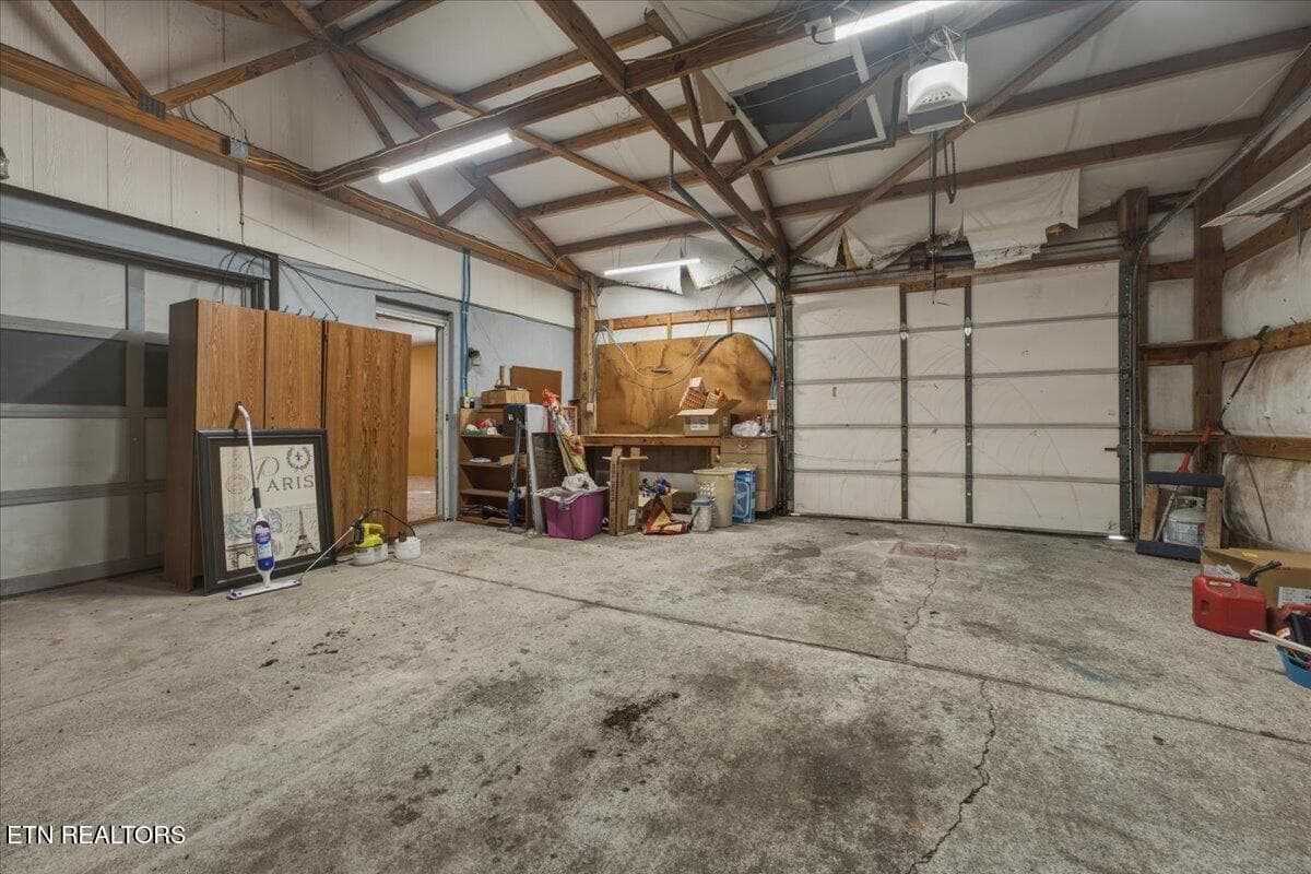 34-Garage - 5731 Wooded Acres Drive, Knoxville, TN 37921, Knoxville