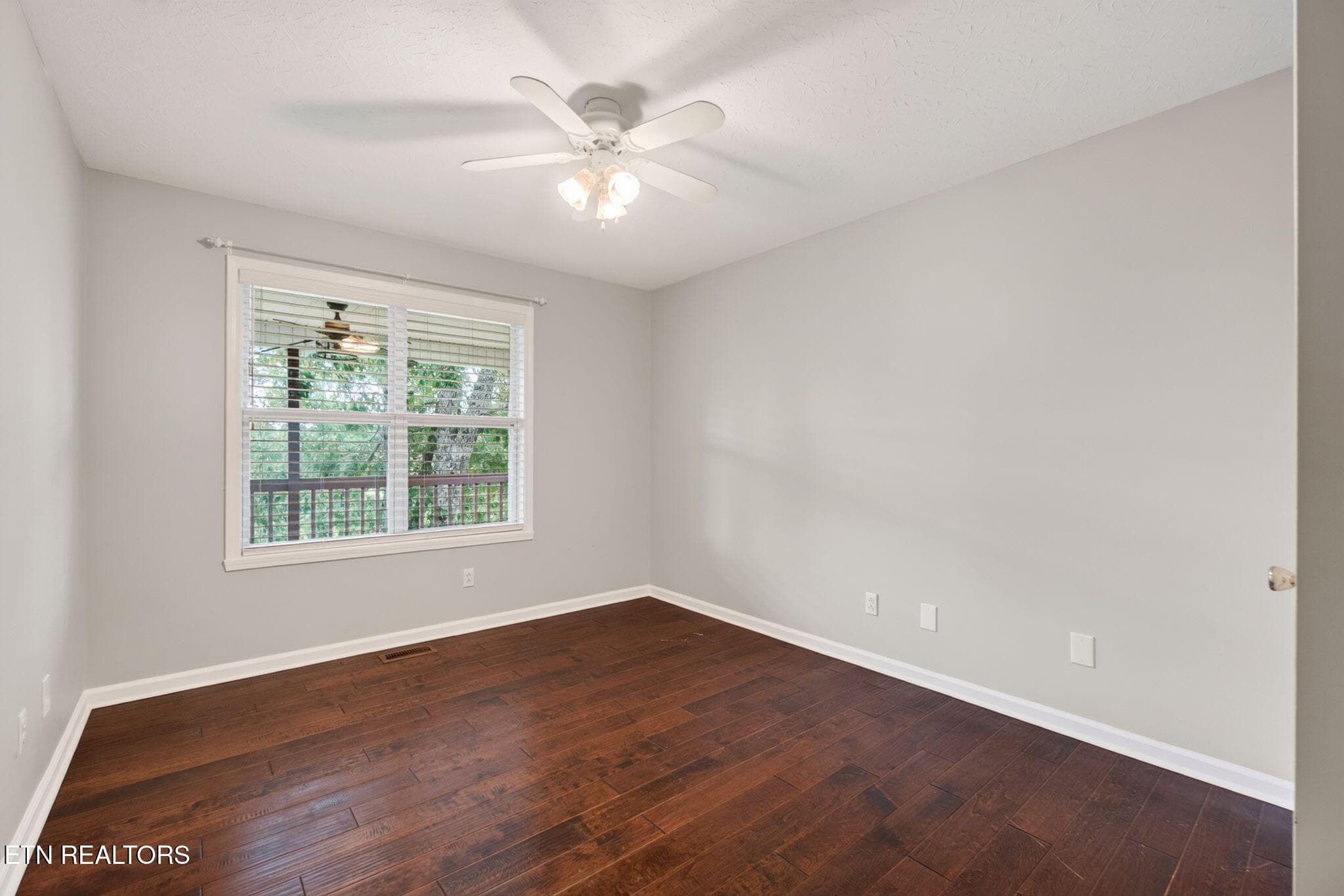 22-web-or-mls-254 Sherwood Forest Rd_22 - 254 Sherwood Forest Rd, Livingston, TN 38570, Livingston