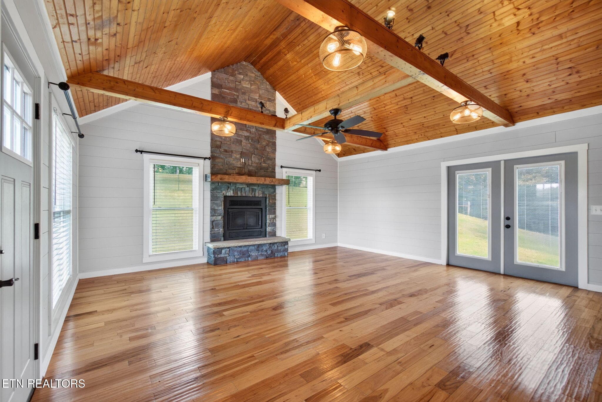 26-web-or-mls-254 Sherwood Forest Rd_26 - 254 Sherwood Forest Rd, Livingston, TN 38570, Livingston