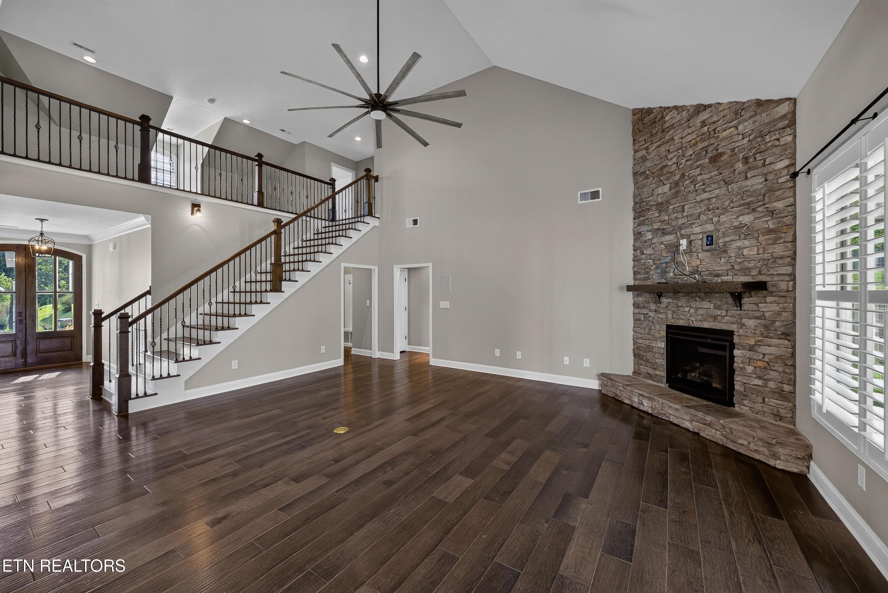 B2_L40A8770 - 2043 Highlands Ridge Lane, Knoxville, TN 37932, Knoxville
