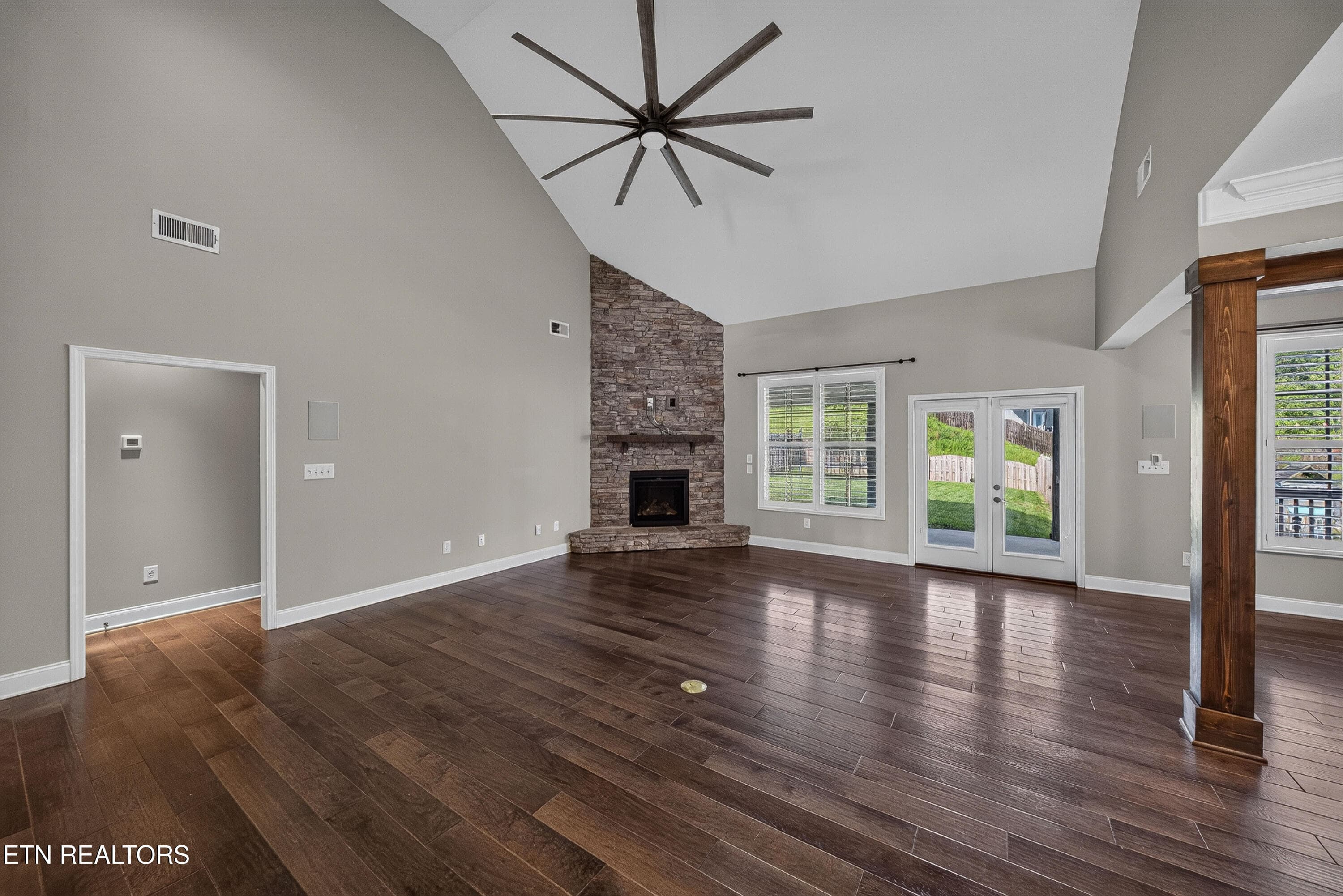 B3_L40A8777 - 2043 Highlands Ridge Lane, Knoxville, TN 37932, Knoxville