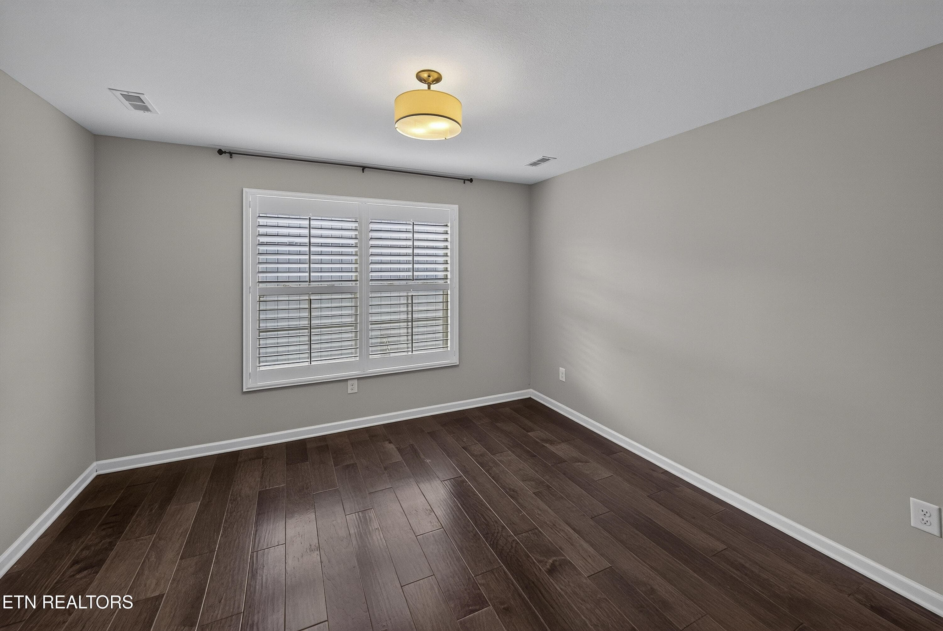 I1_L40A8830 - 2043 Highlands Ridge Lane, Knoxville, TN 37932, Knoxville