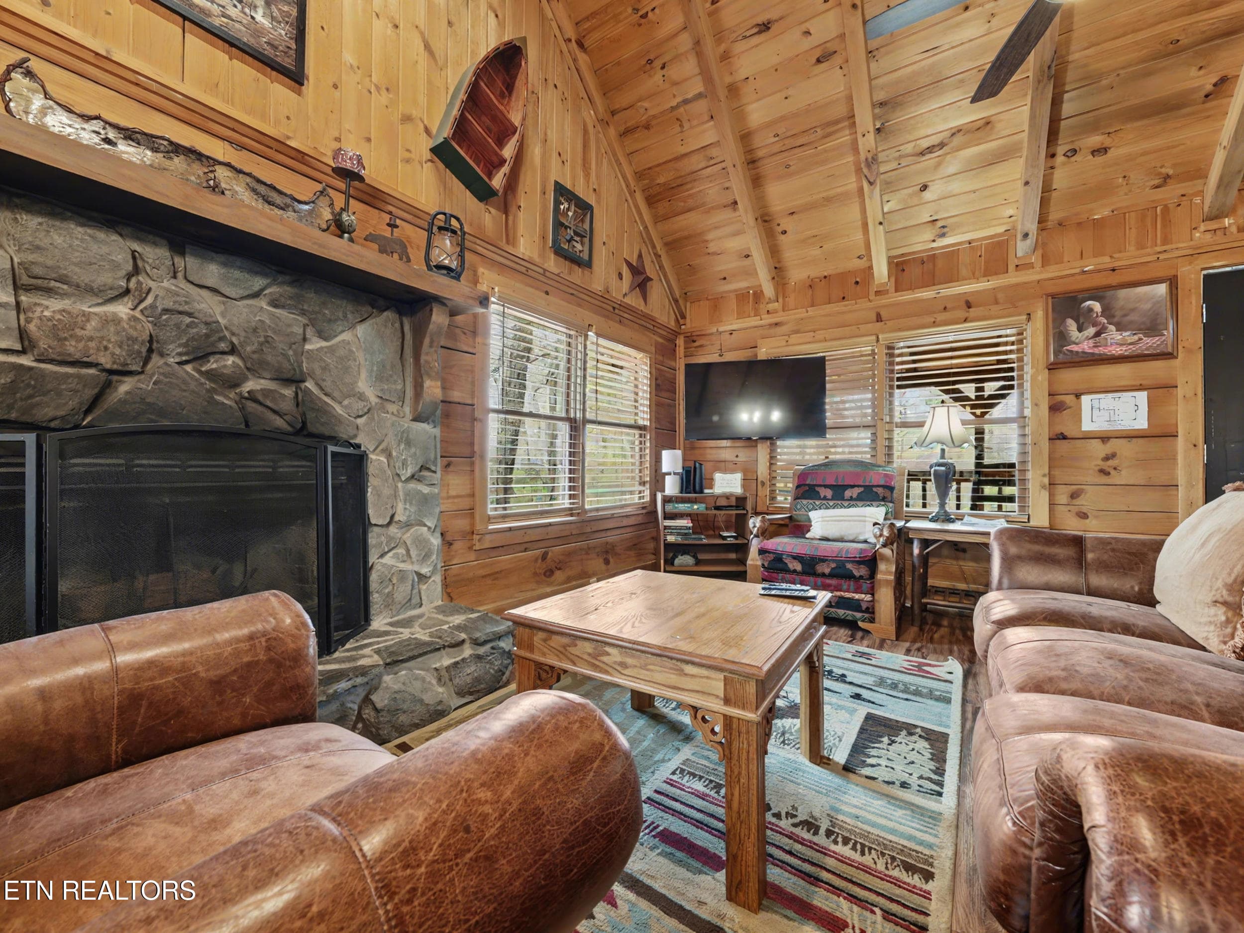8_img_0546 - 1141 Ski View Lane, Sevierville, TN 37876