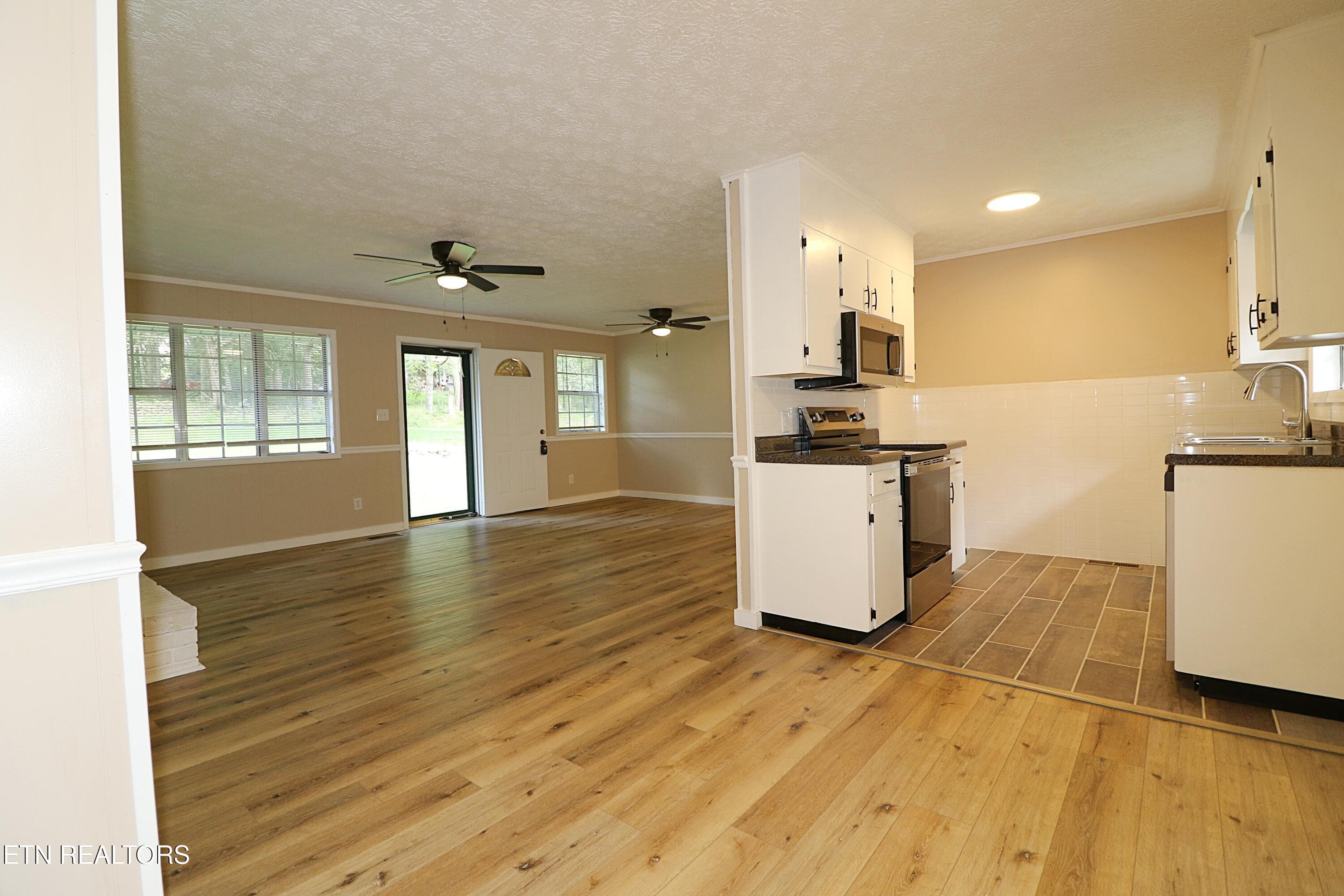 094A3892 - 209 Coffee Drive, Helenwood, TN 37755