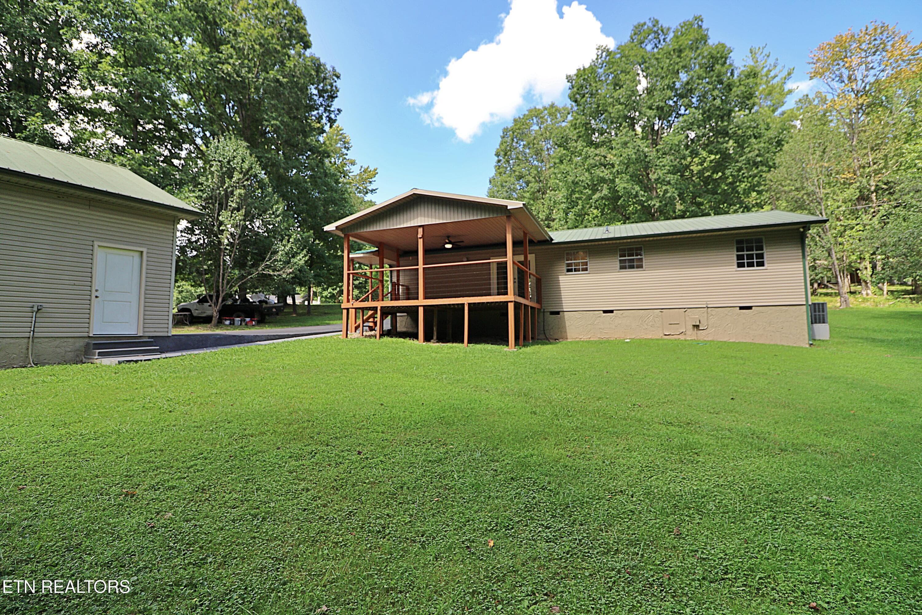 094A3907 - 209 Coffee Drive, Helenwood, TN 37755