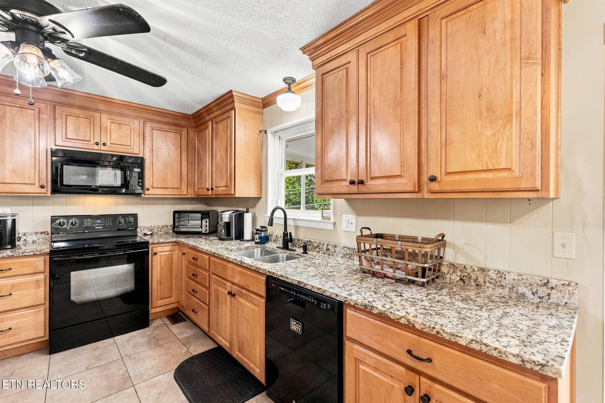 18-web-or-mls-146A0450 - 4805 Johnson Rd, Birchwood, TN 37308