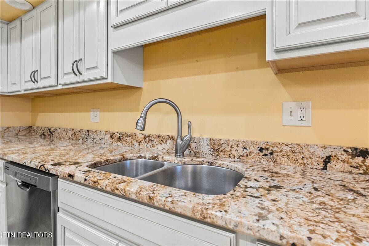 25-805 Cedar Ln - 805 Cedar Lane A4, Knoxville, TN 37912, Knoxville