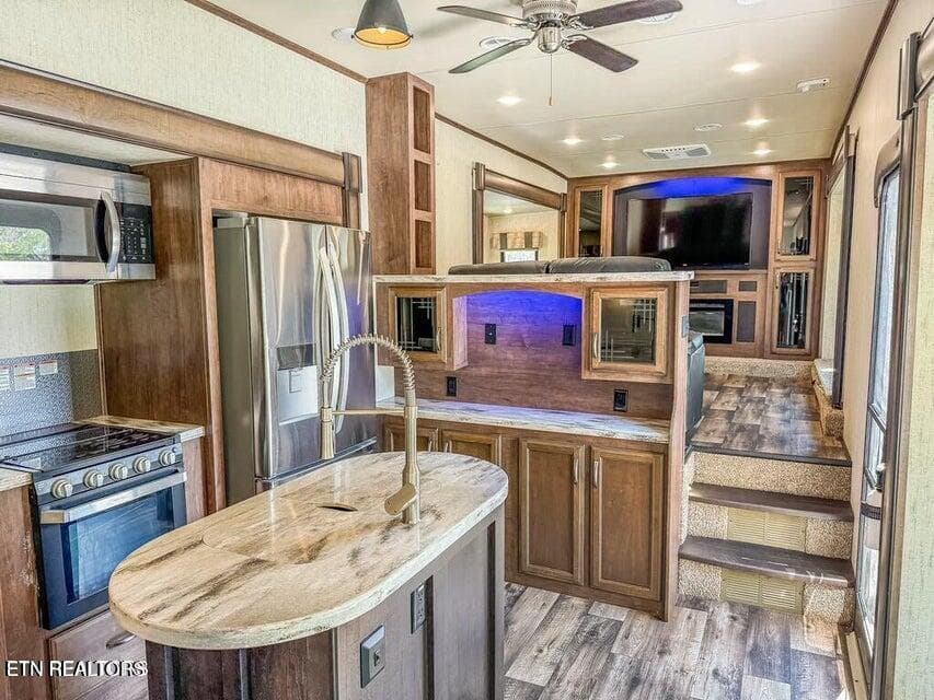 20250406131352486152000000-o - Twin Bridge Rd, Deer Lodge, TN 37726