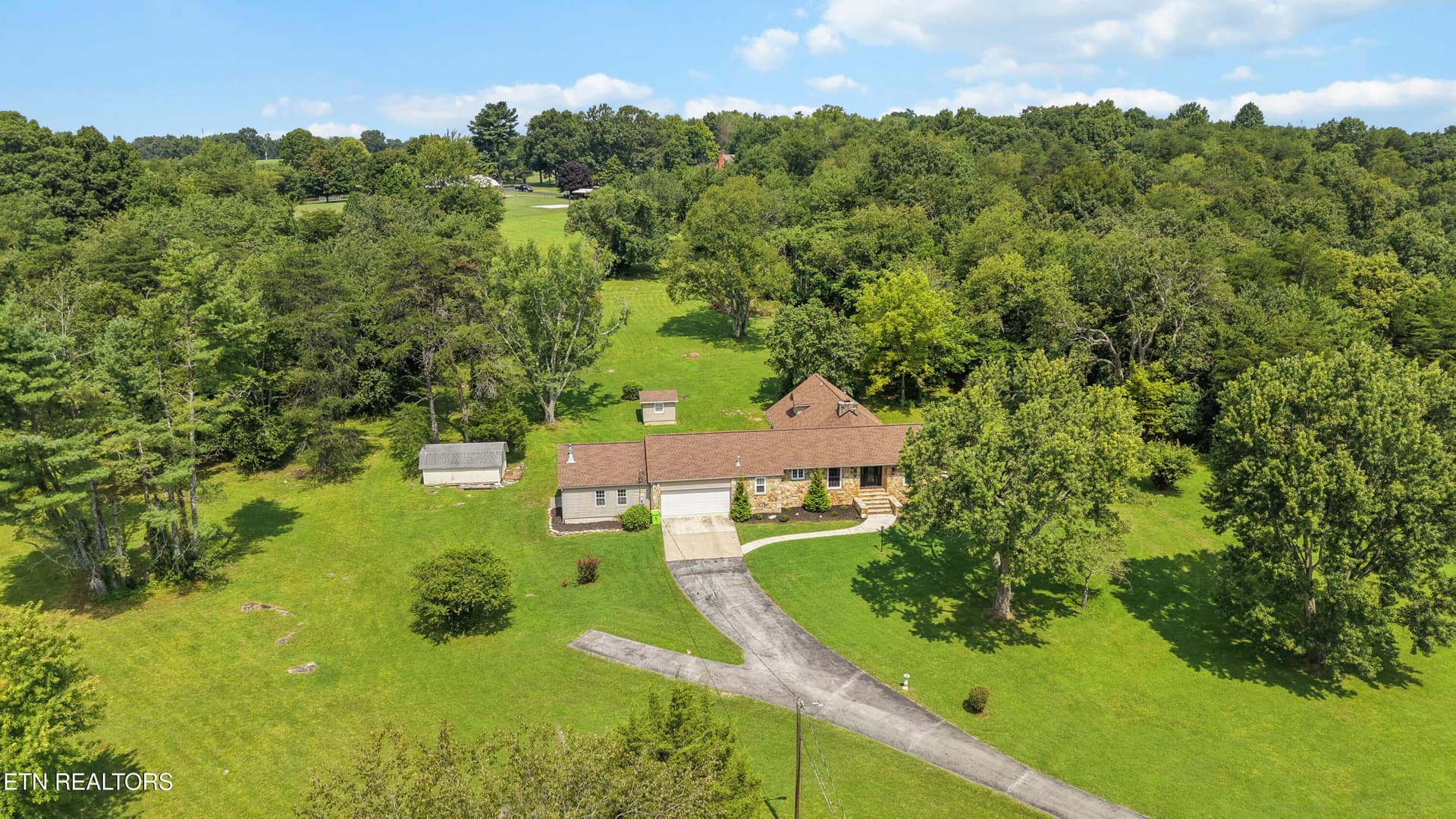 DJI_20260811122500_0138_D-2 - 648 Lige Rd, Crossville, TN 38555