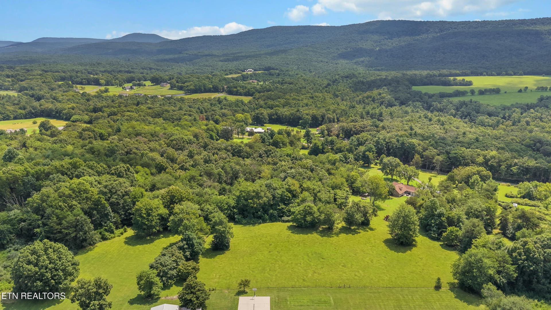 DJI_20260811122909_0156_D-2 - 648 Lige Rd, Crossville, TN 38555