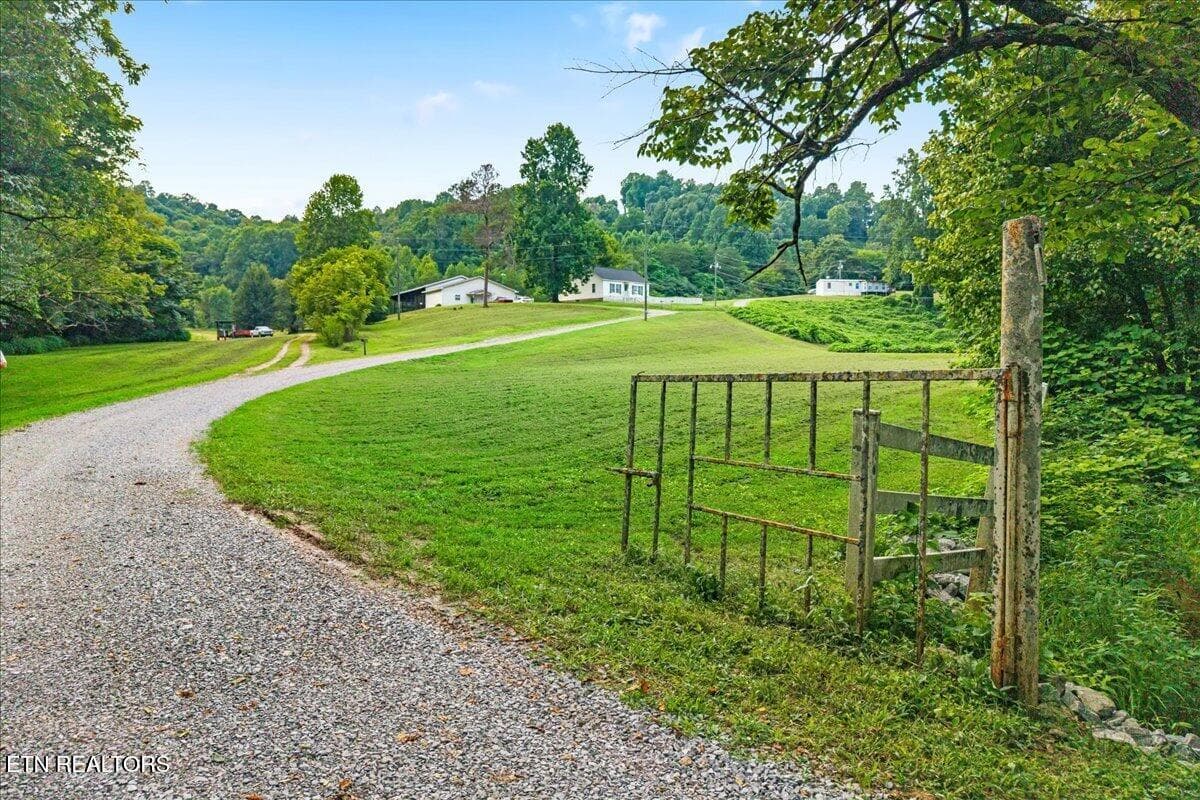 9 - 2404 Old Highway 68, Sweetwater, TN 37874