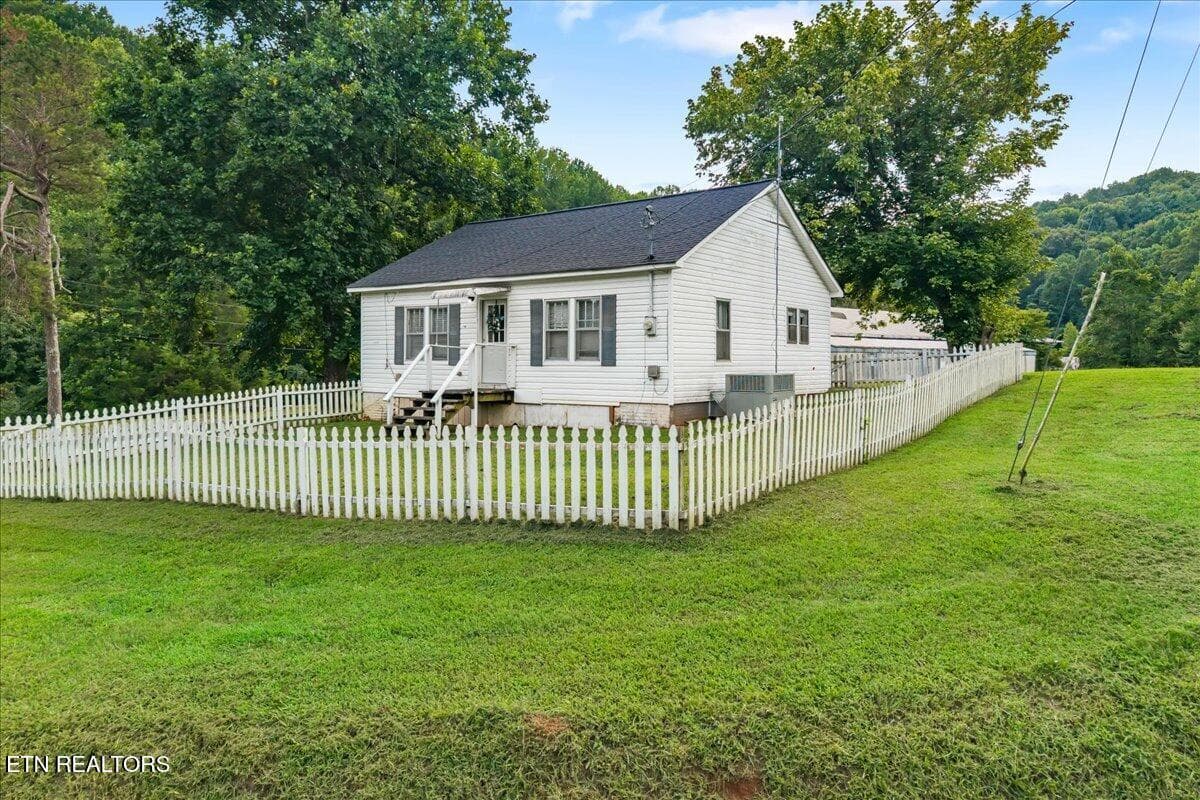 11 - 2404 Old Highway 68, Sweetwater, TN 37874